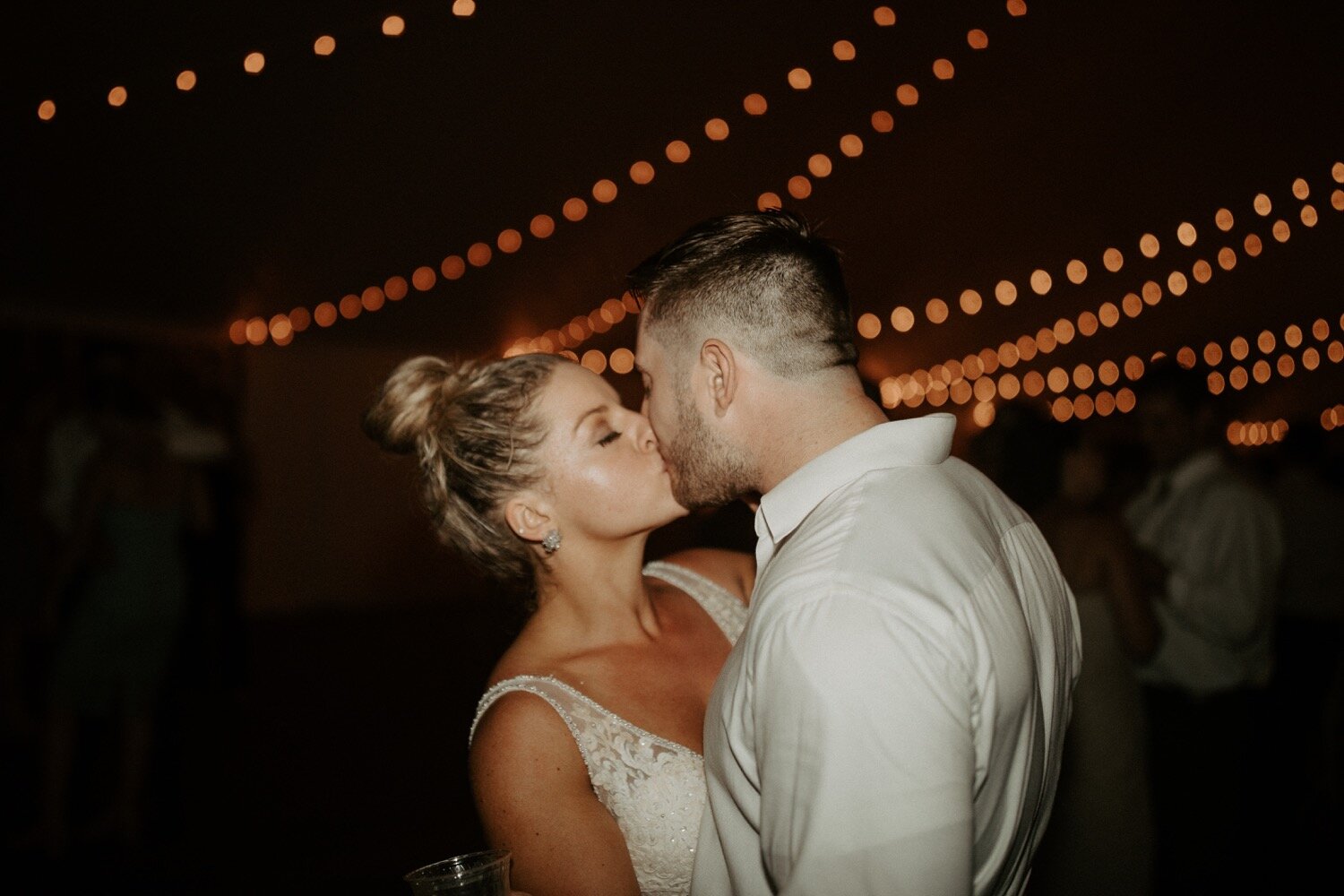 Navy and Champagne Woodsy Wedding Day with Copper Accents | Oregon Wedding Photographer