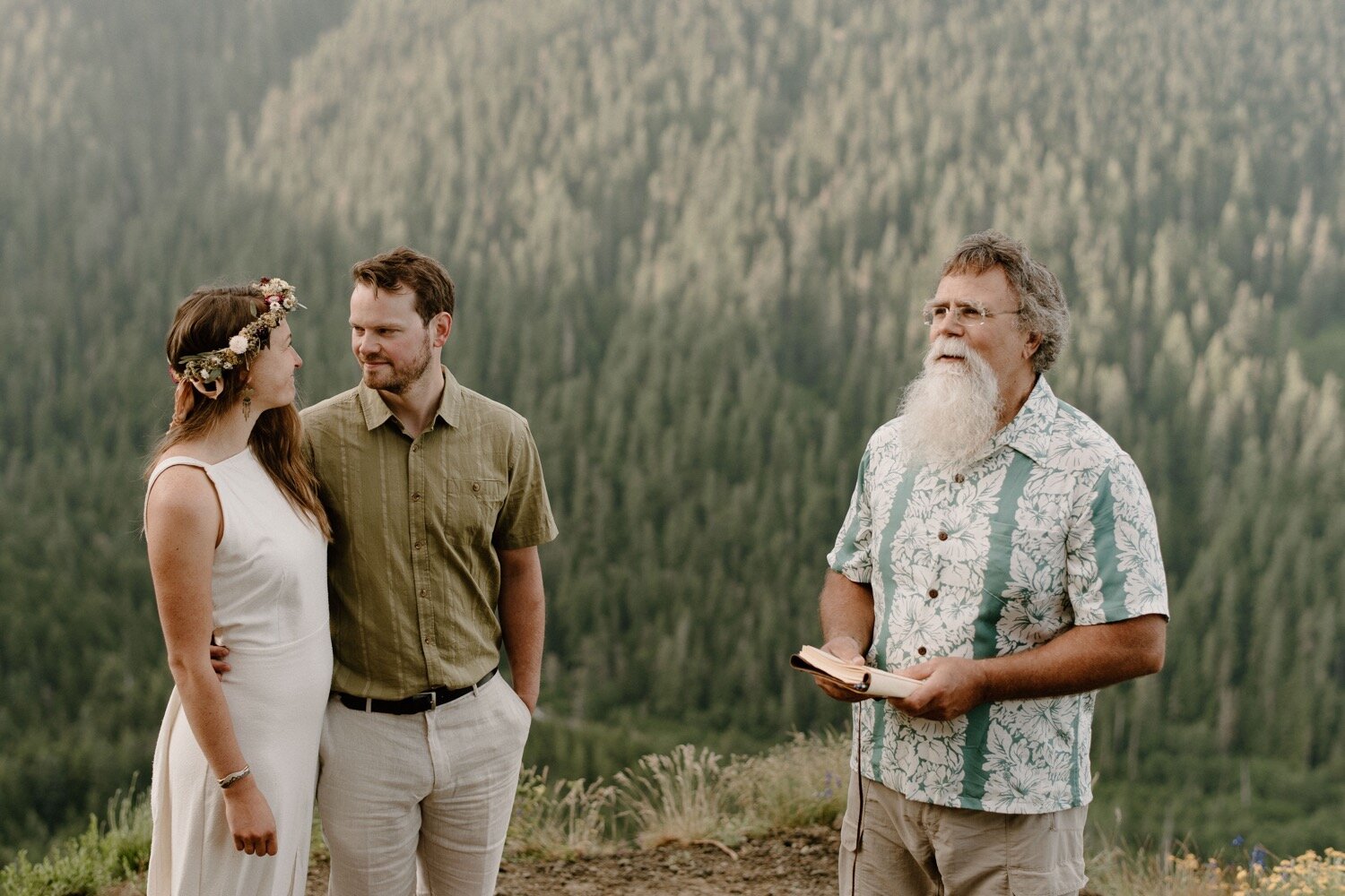 Adventurous Elopement with Sweeping Views of Mt Hood | Oregon Wedding Photographer