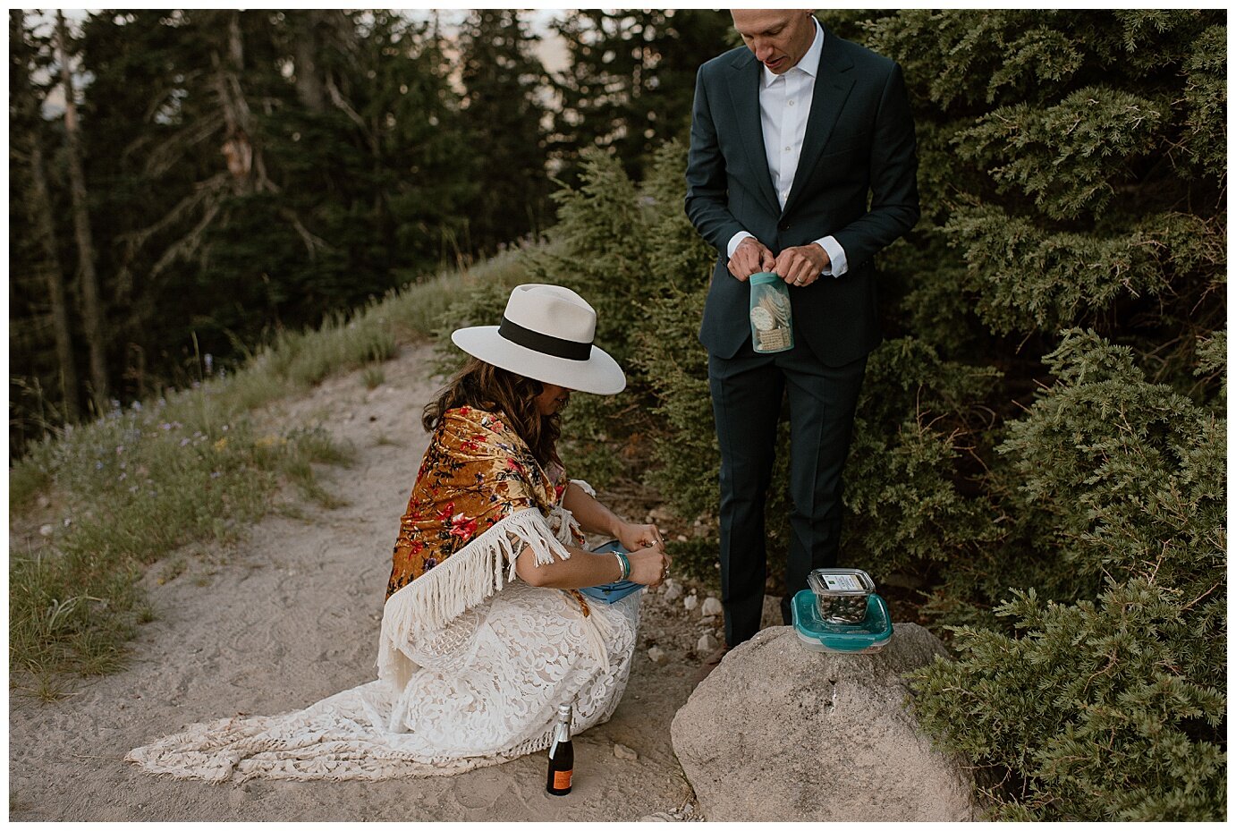 Mt Hood Elopement - Madeline Rose Photography - Oregon Wedding Photographer_0050.jpg