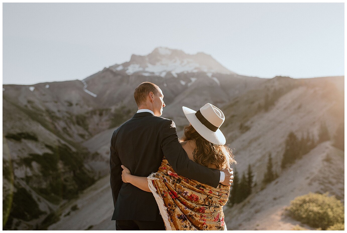 Mt Hood Elopement - Madeline Rose Photography - Oregon Wedding Photographer_0054.jpg