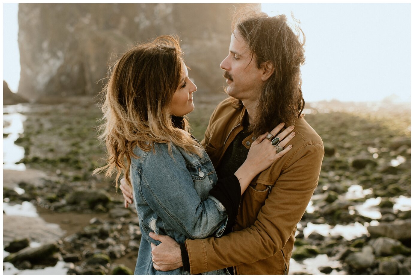 Engagement Session at Cannon Beach - Madeline Rose Photography - PNW Elopement Photographer_0003.jpg