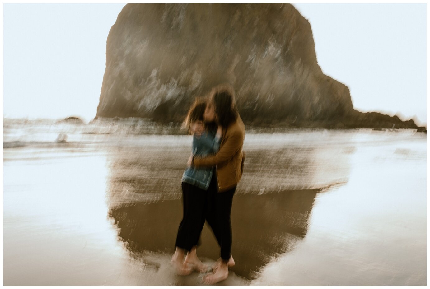Engagement Session at Cannon Beach - Madeline Rose Photography - PNW Elopement Photographer_0014.jpg