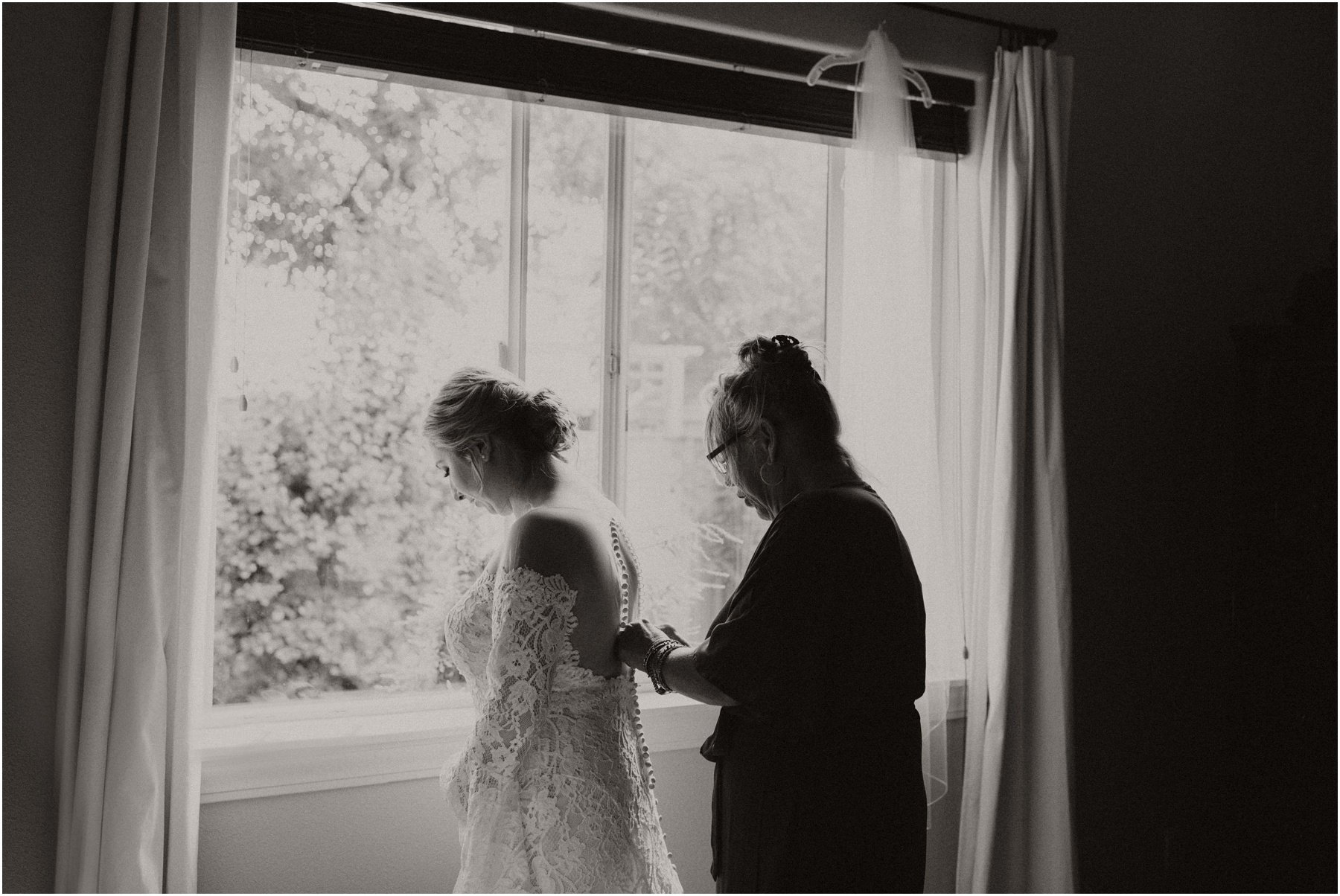 wedding at oaks pioneer church - madeline rose - mt hood elopement photographer_0005.jpg