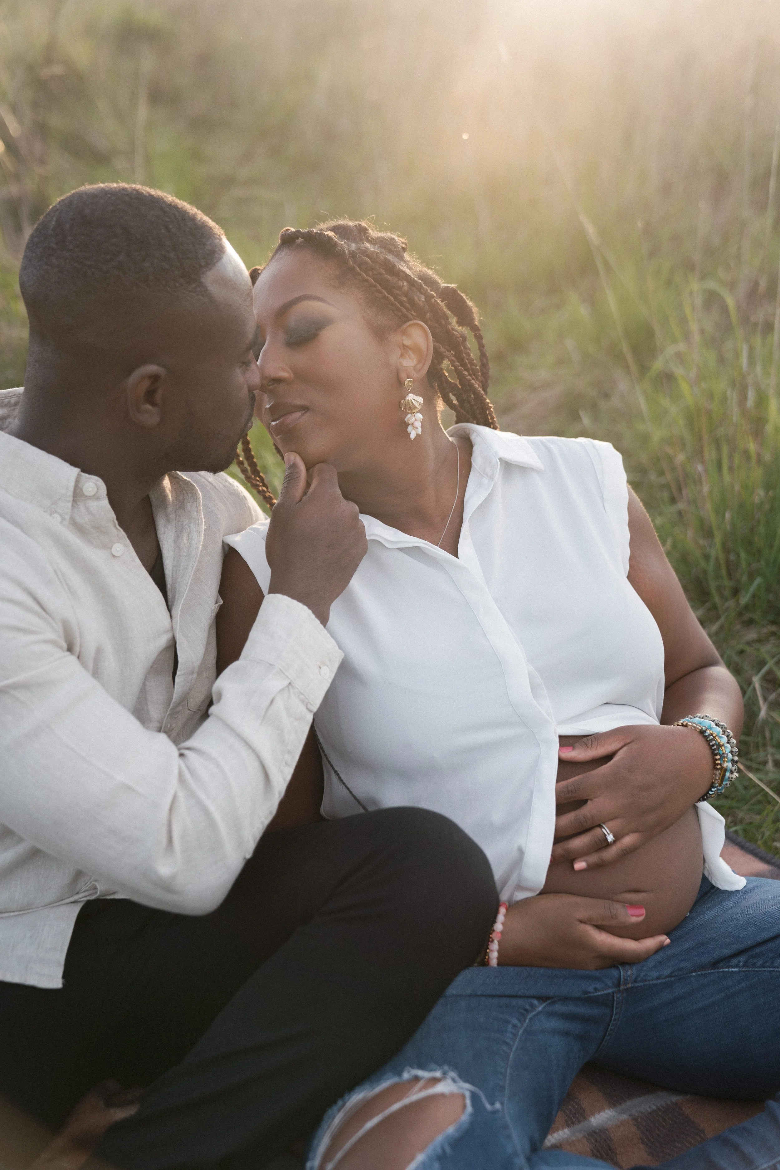 Spring Maternity Photos at Powell Butte Park
