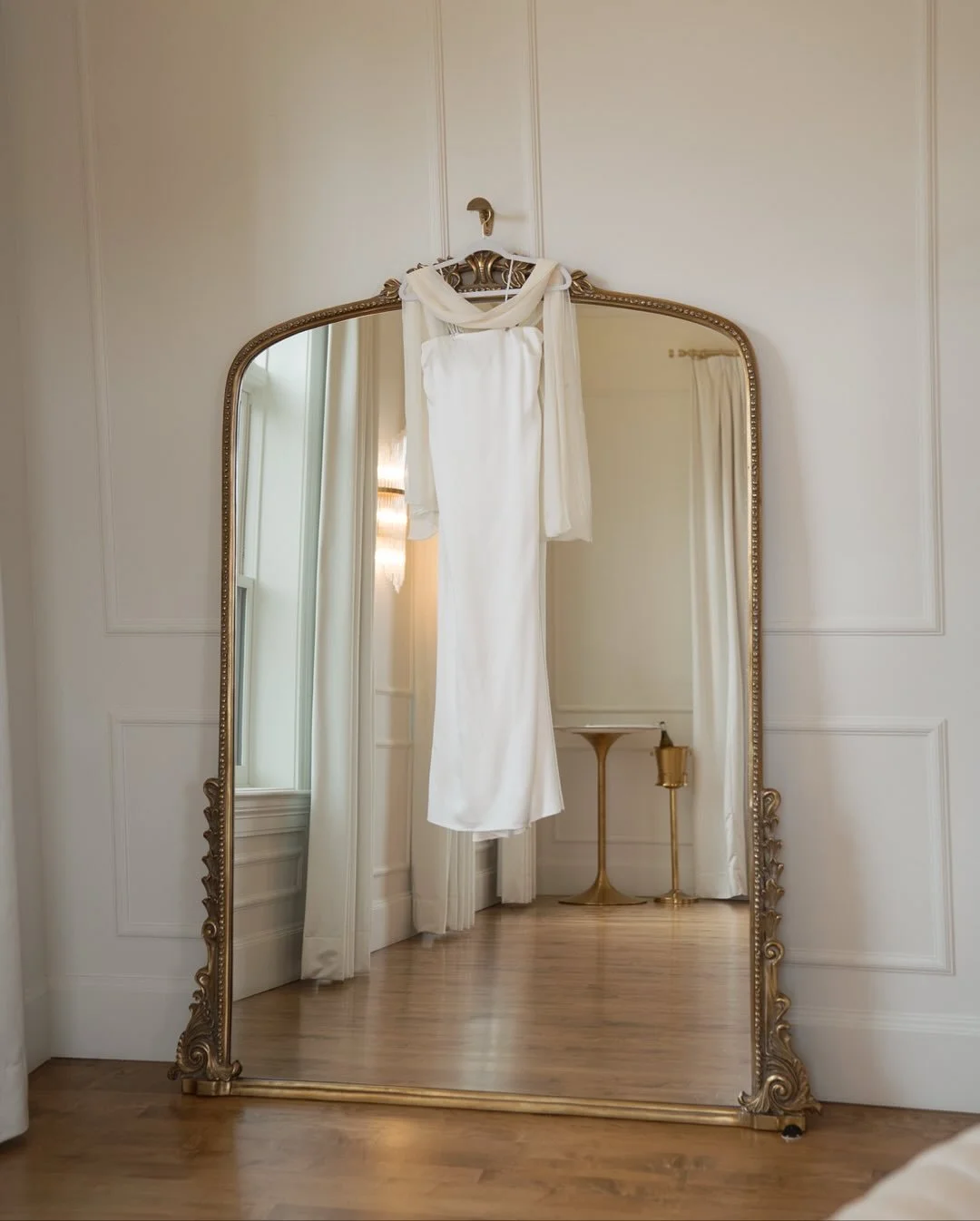 Took an accidental month-long break from posting here, but honestly it was needed while finishing up my 2025 wedding season! But I can&rsquo;t wait for y&rsquo;all to see all the goodness I&rsquo;ve been working on. Here are some sweet moments gettin