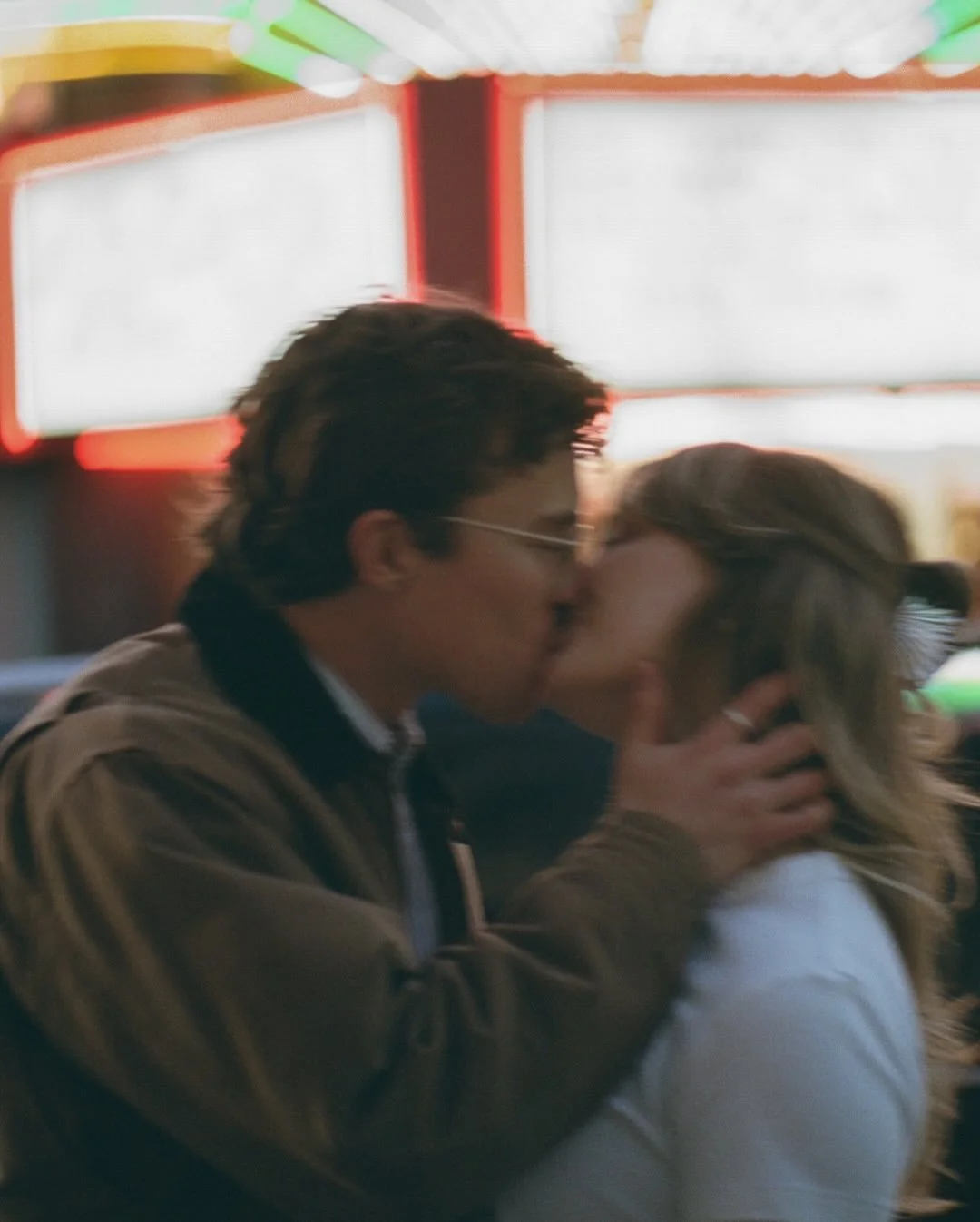 When you want your engagement photos to feel like the movies, you lean on film 🎥 🎞️ Shot on my Fuji GA645 and Nikon F5, a mix of flash + no flash. Portra 400 and my favorite Portland neighborhood ✨

#oregonfilmphotographer #oregonengagementphotogra