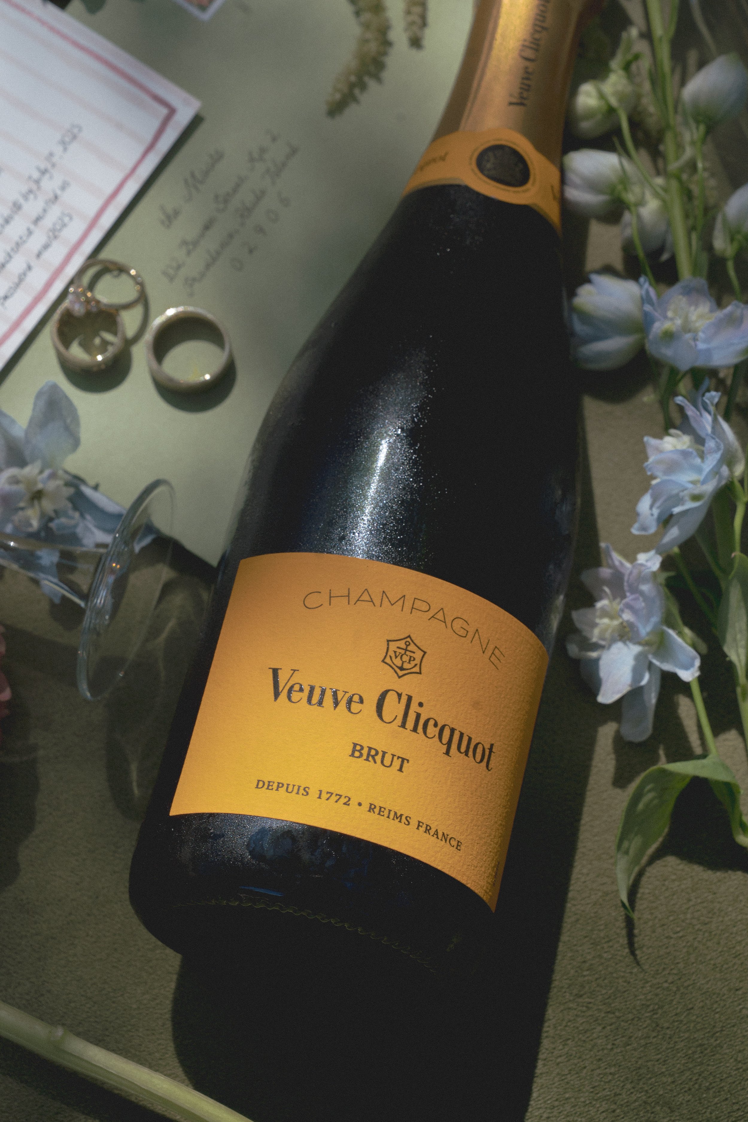 MACKENZIEANDRYAN-oregonwedding-thegriffinhouse-detailsandgettingready-madelinerosephotographyco-2.jpg