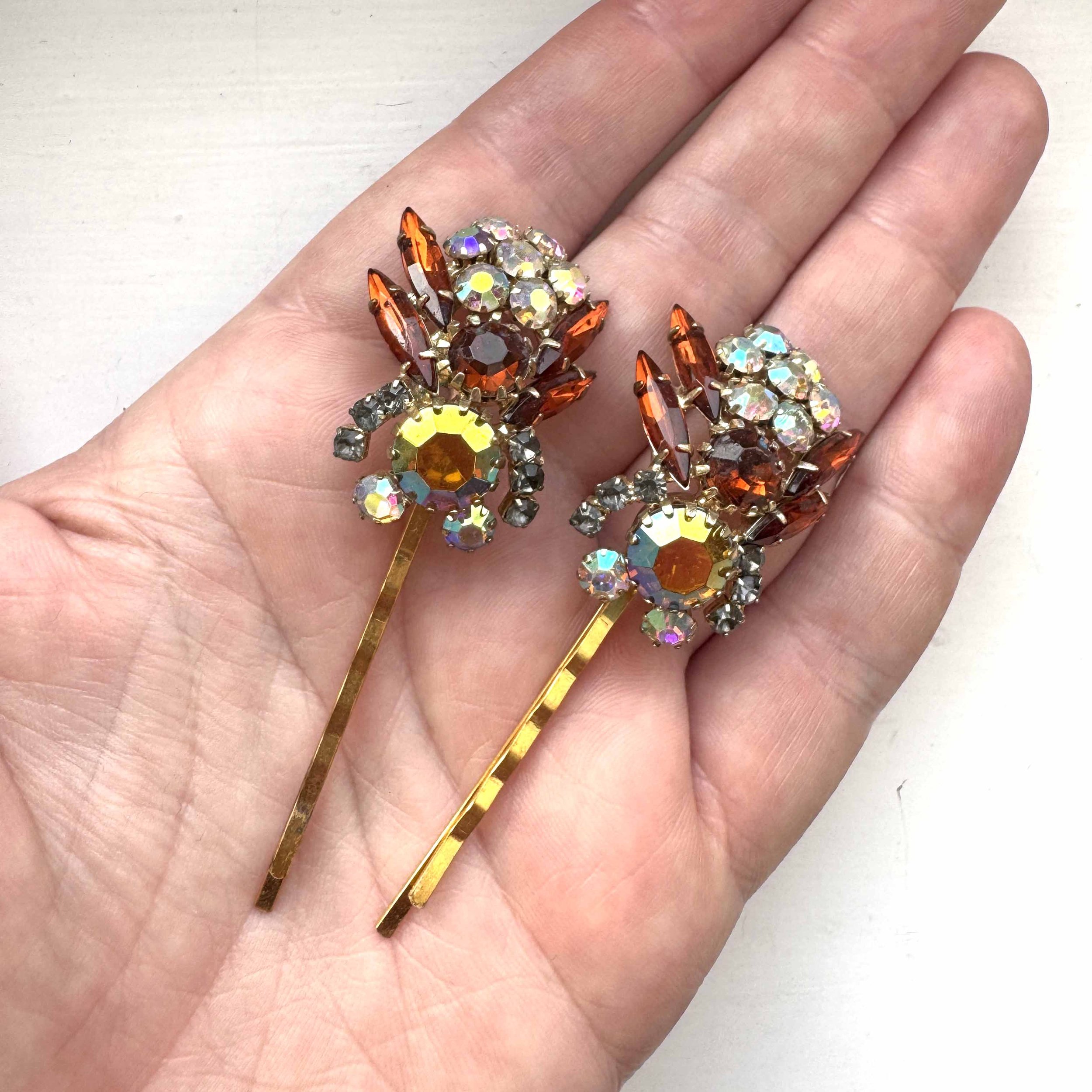 vintage bee hair slides, vintage hair slides, vintage hair accessories