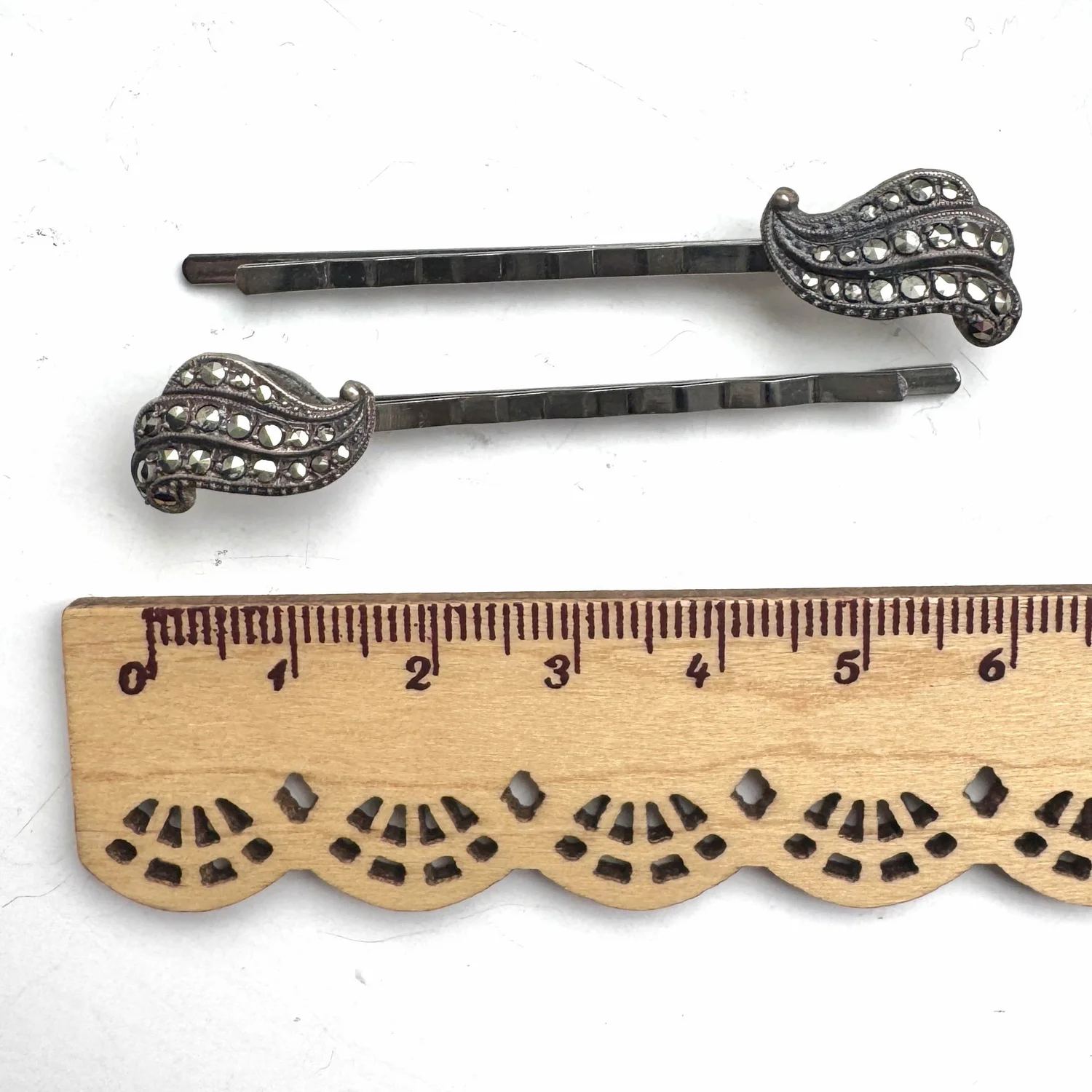 Antique 1920\'s Art Deco Fishson Silverite Hair Pin 71880a.jpg main image 2
