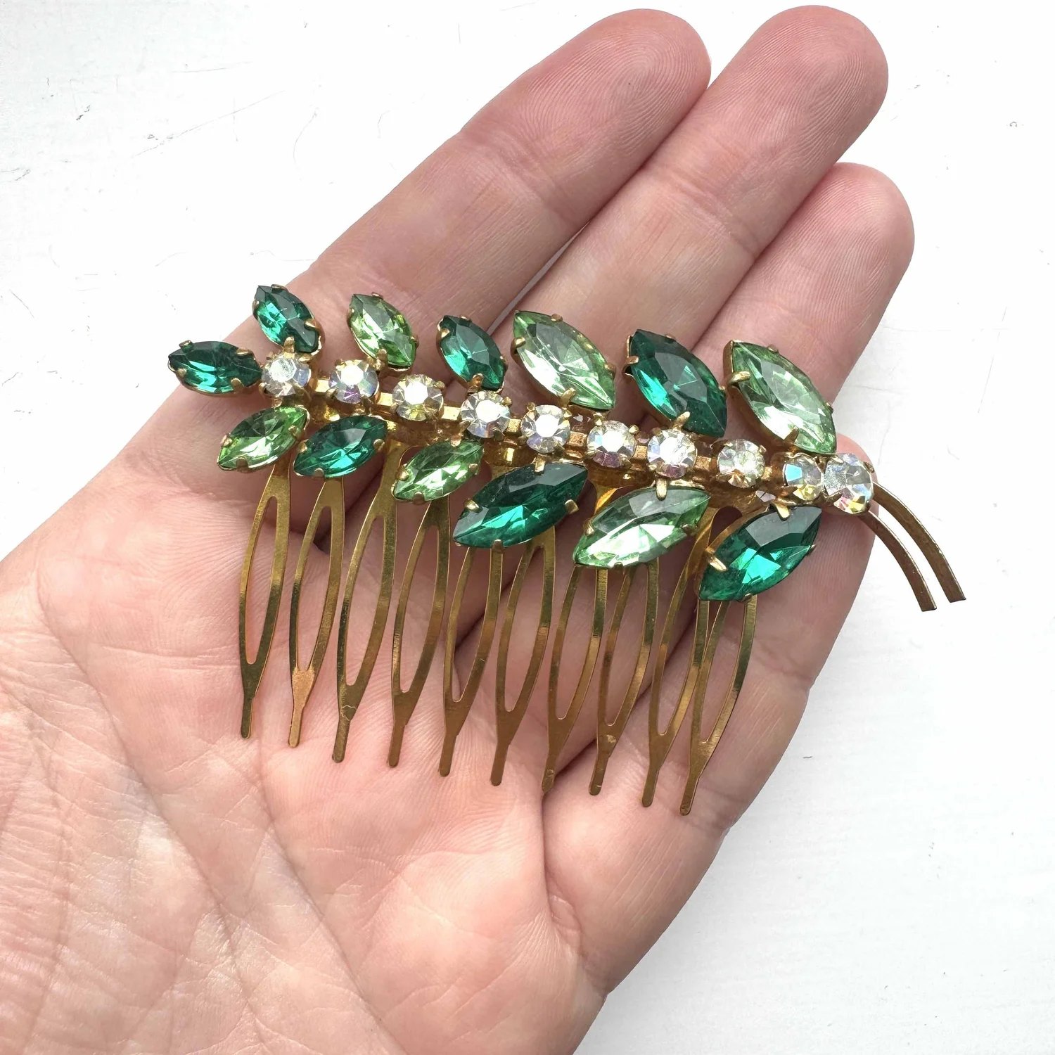 Vintage 1950\'s-60\'s GREEN MARQUISE RHINESTONE LEAF SPRAY HAIR COMB Vintage Gold Hair Combs for Bridal Wedding | Emerald Green  main image 3