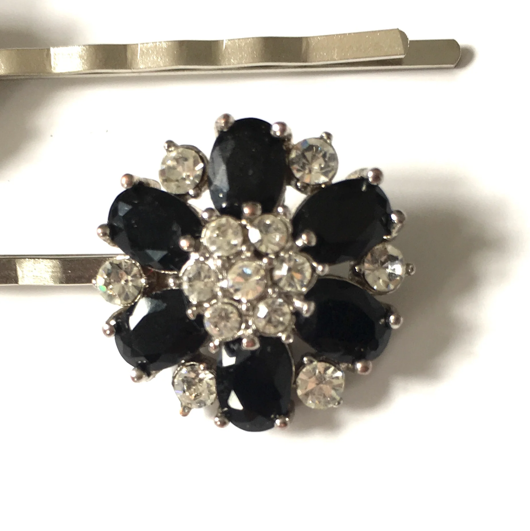 Vintage Adornments Pair Black and Clear Diamanté Flower Hair Pins VA201