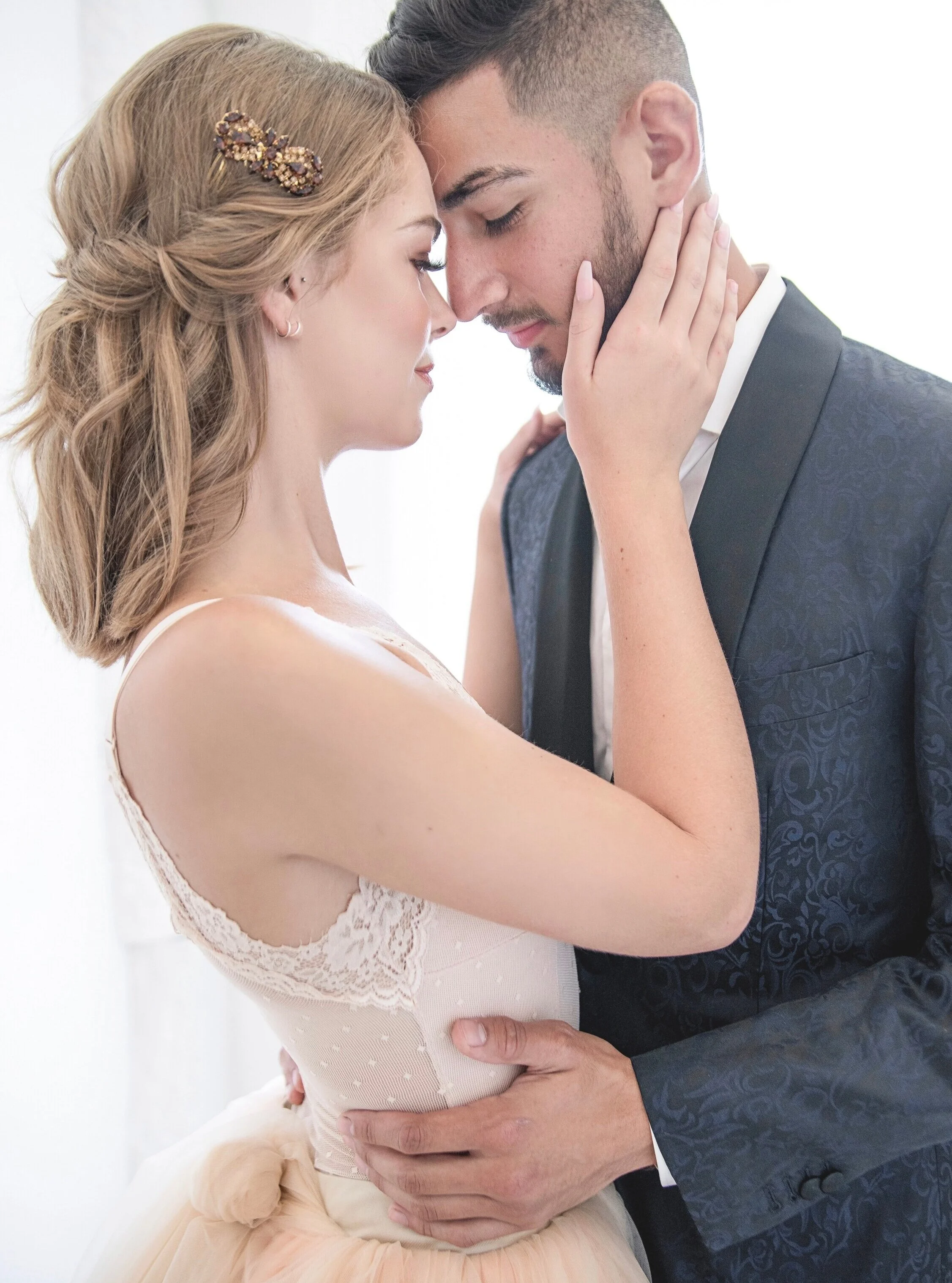 Vintage Blush Wedding with 1950s Topaz Rhinestone Hair Comb