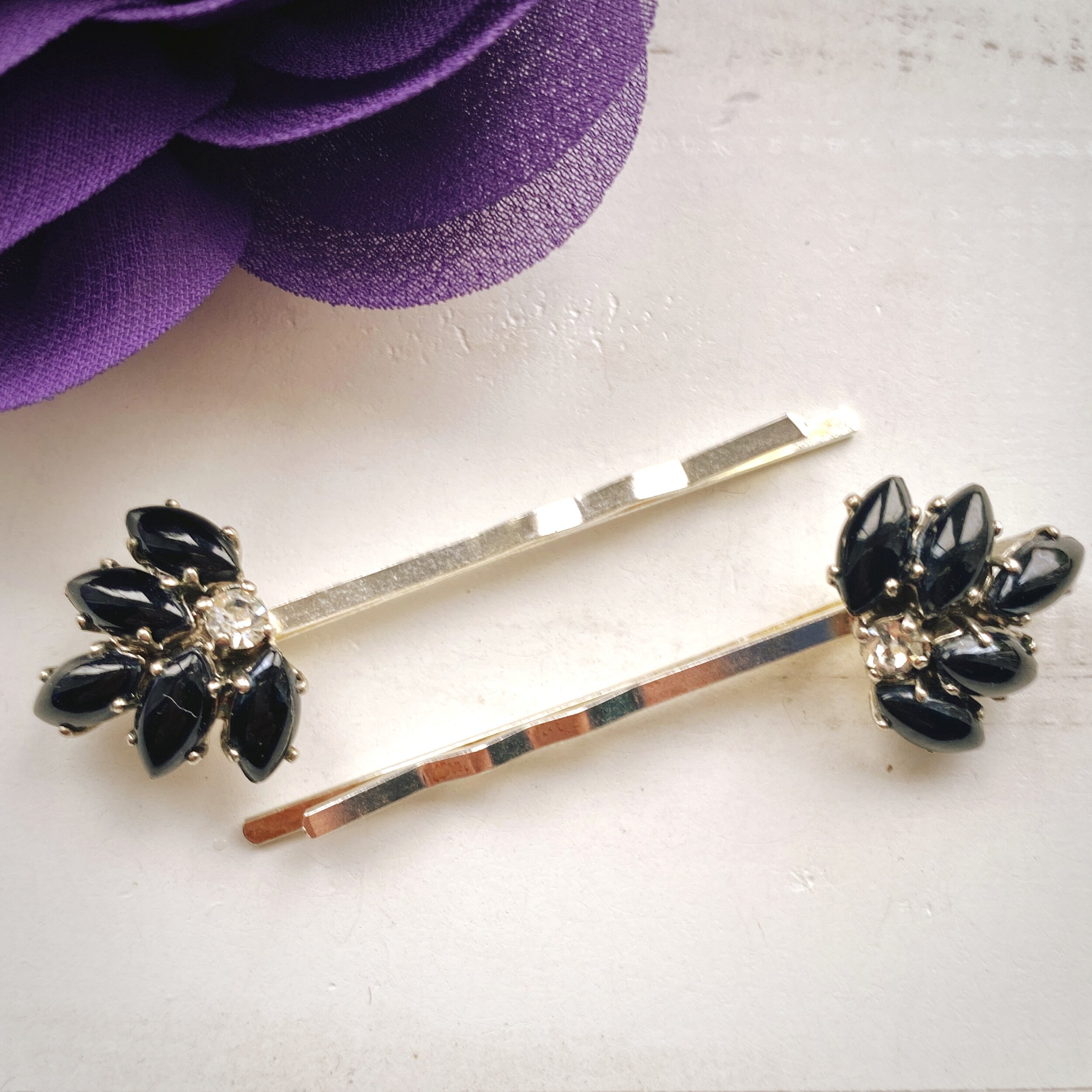 Padee Hair Clip Hair Pins Pinch Clip Barrette Genuine Leather Gold Flower Charm Handmade Handcraft #PINBI020 