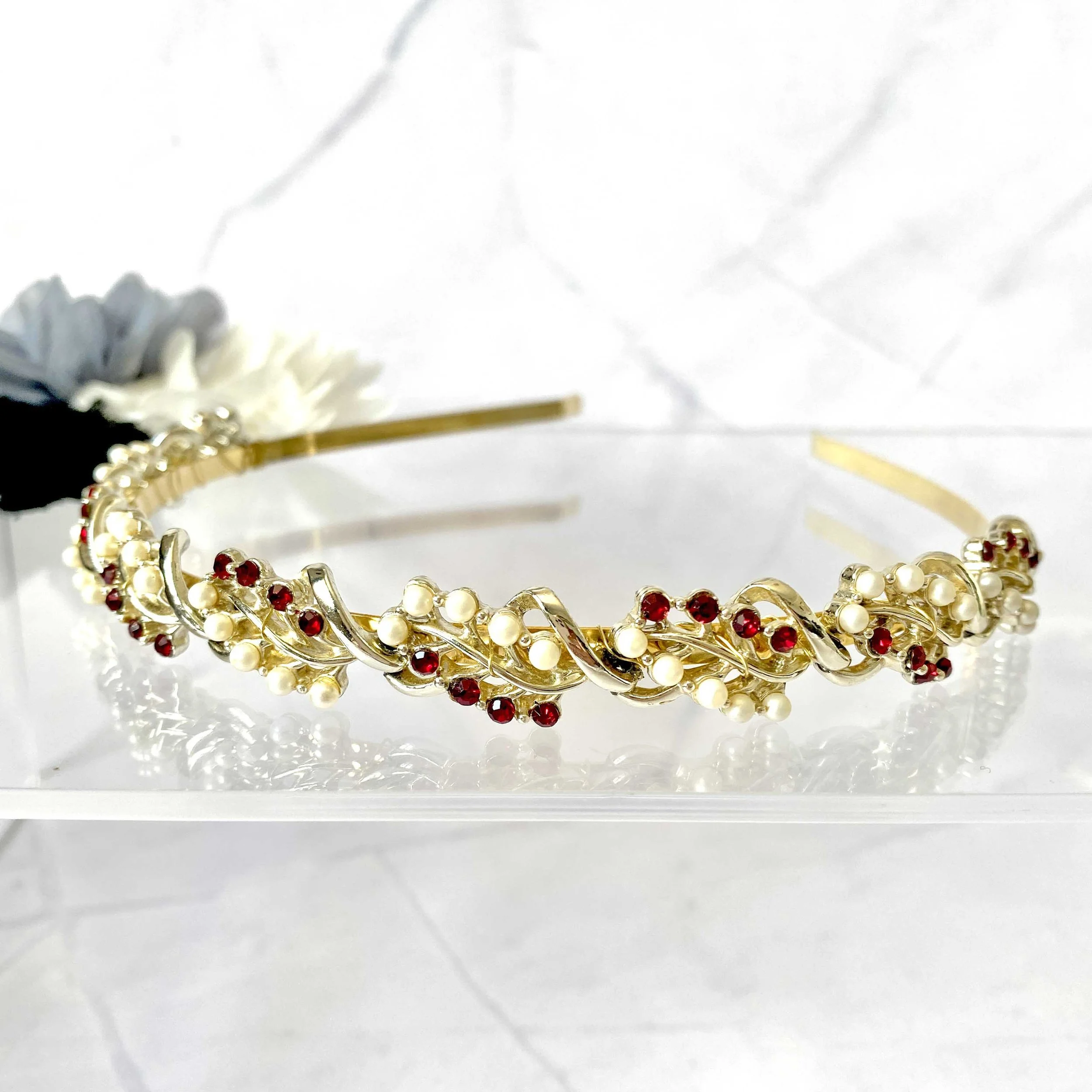 vintage 1950s gold pearl ruby red jewelled bridal wedding tiara