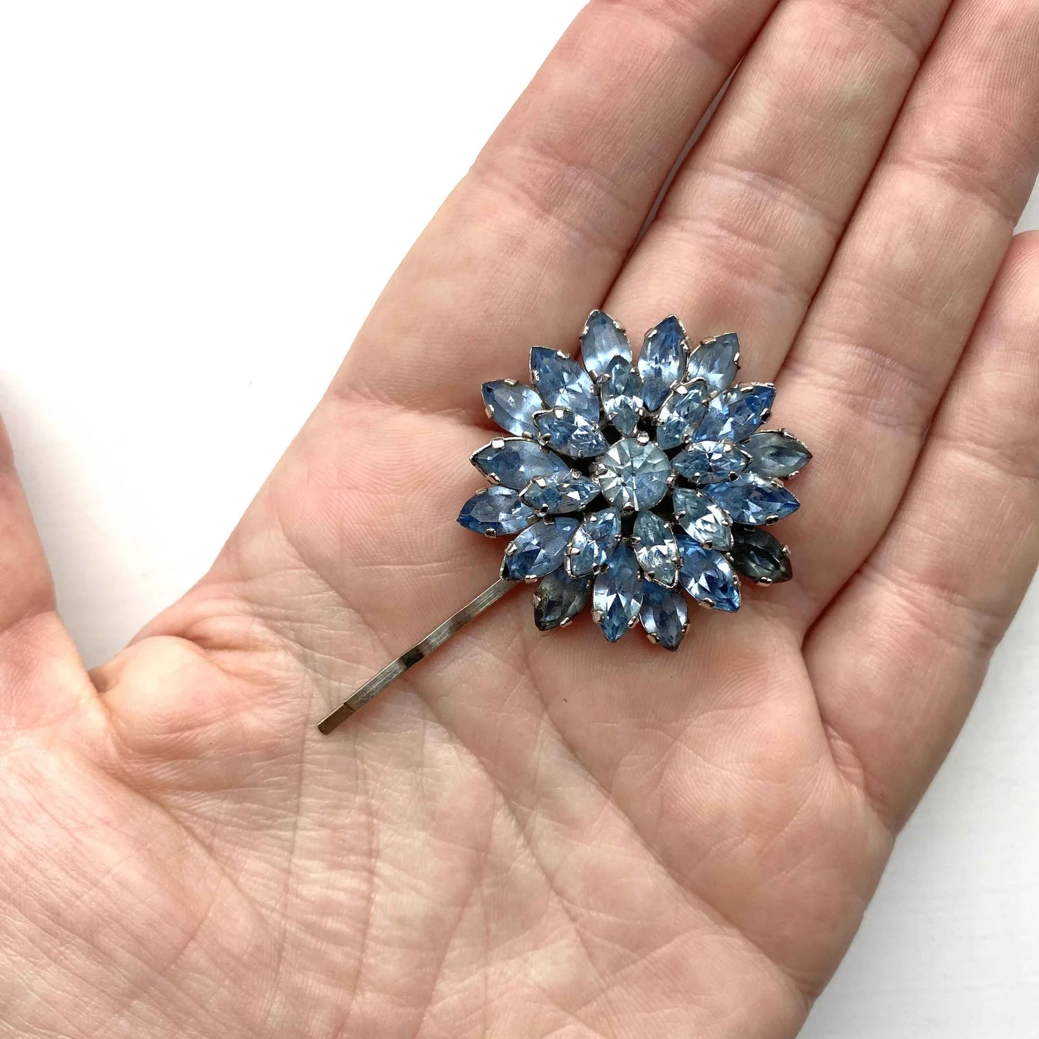 vintage blue rhinestone brooch