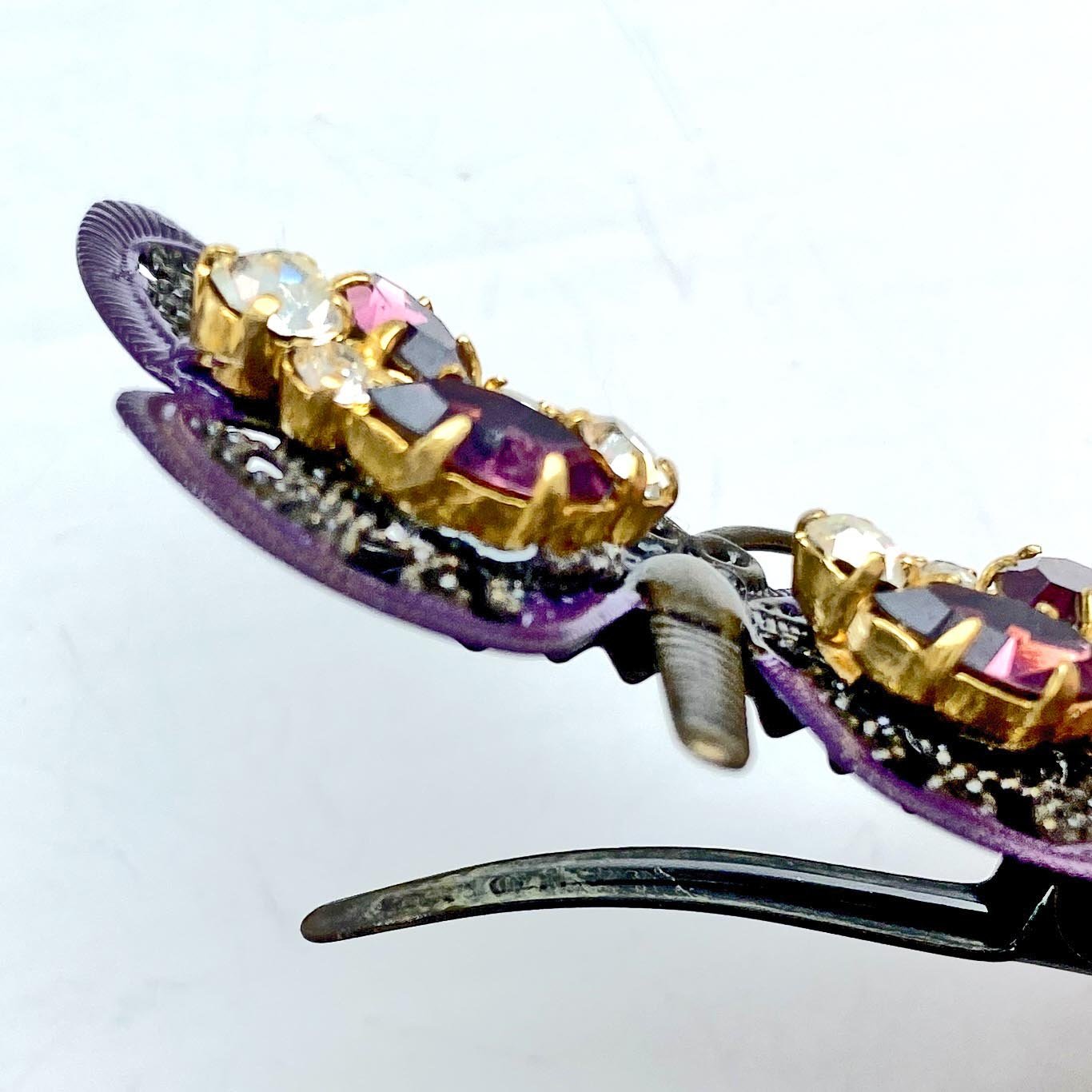 Vintage 1950s Amethyst Purple Rhinestone Butterfly Hair Clip  display picture 1