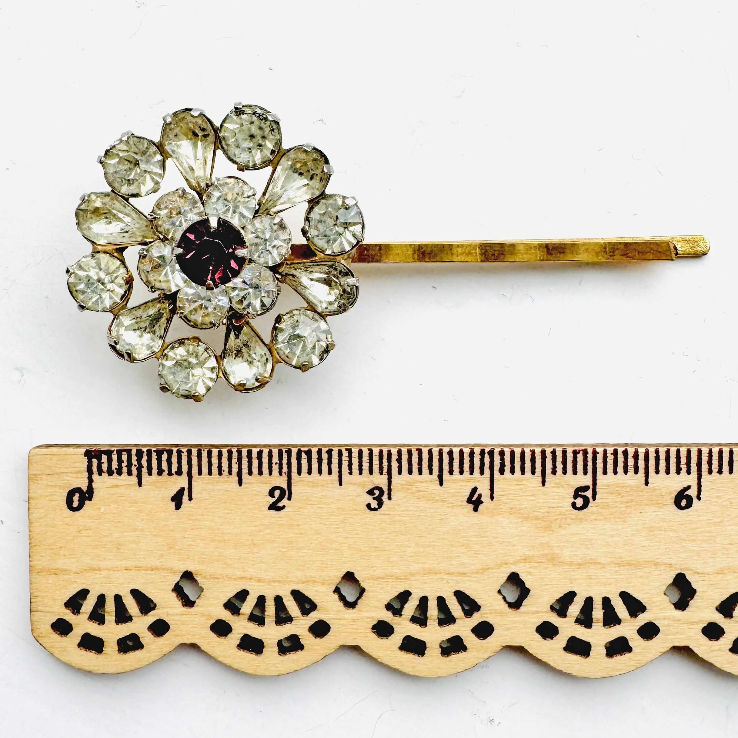 1940s Vintage Purple Rhinestone Flower Bobby Pin