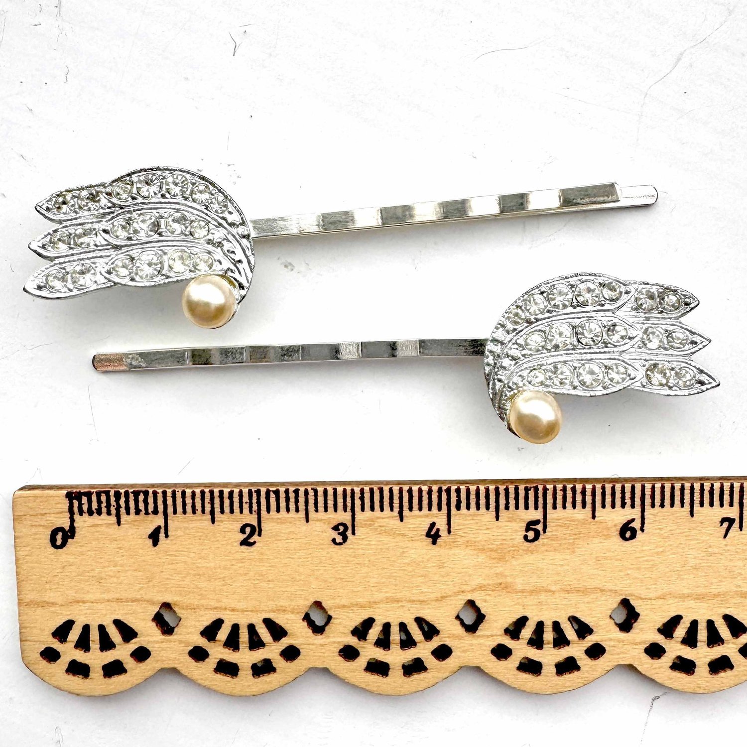 Vintage Art Deco Style Silver Rhinestone Hair Pin Vintage 1950s Art Deco Pearl Silver Rhinestone Hair Pins  main image 4