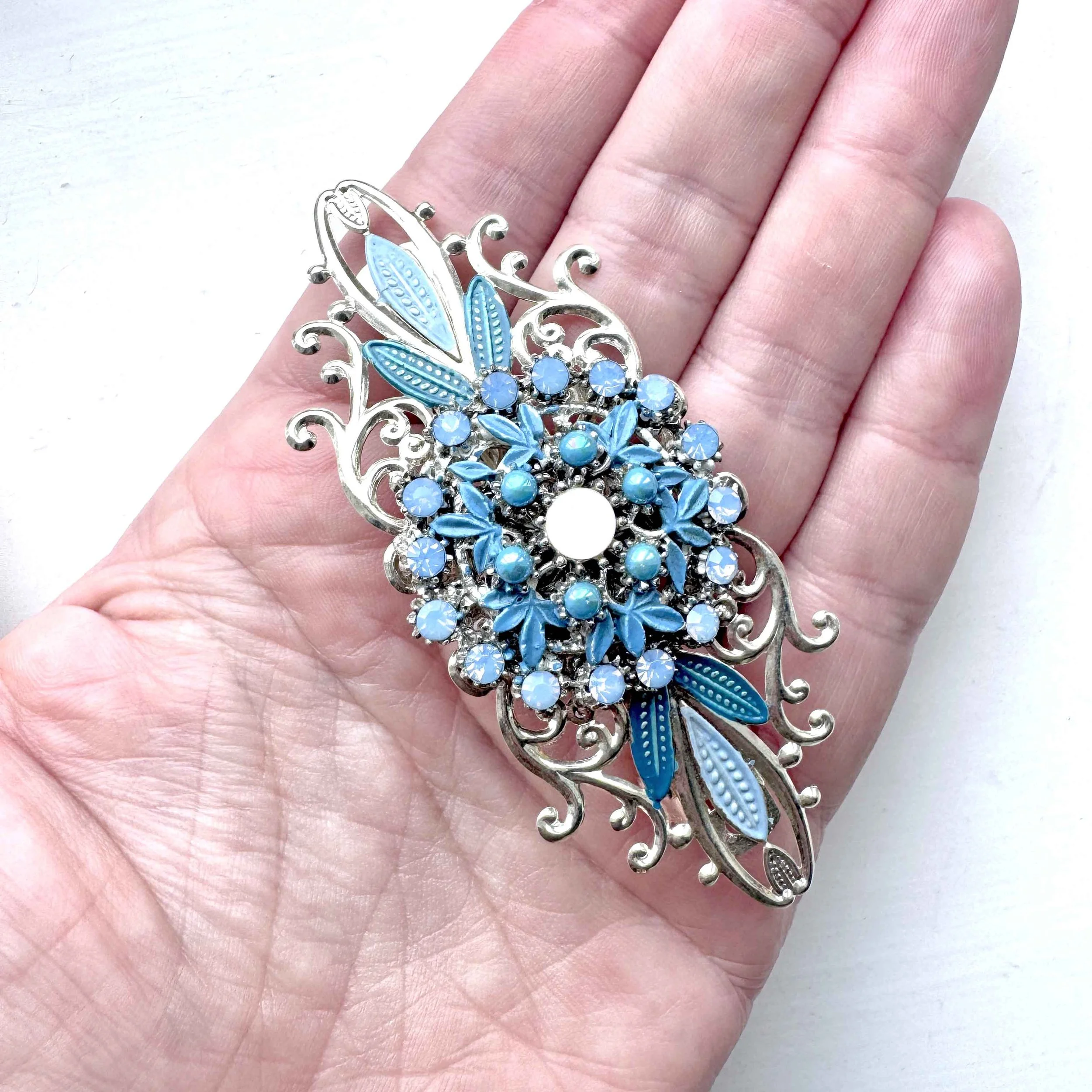 1940s vintage blue jewelled hair clip, vintage hair accessories