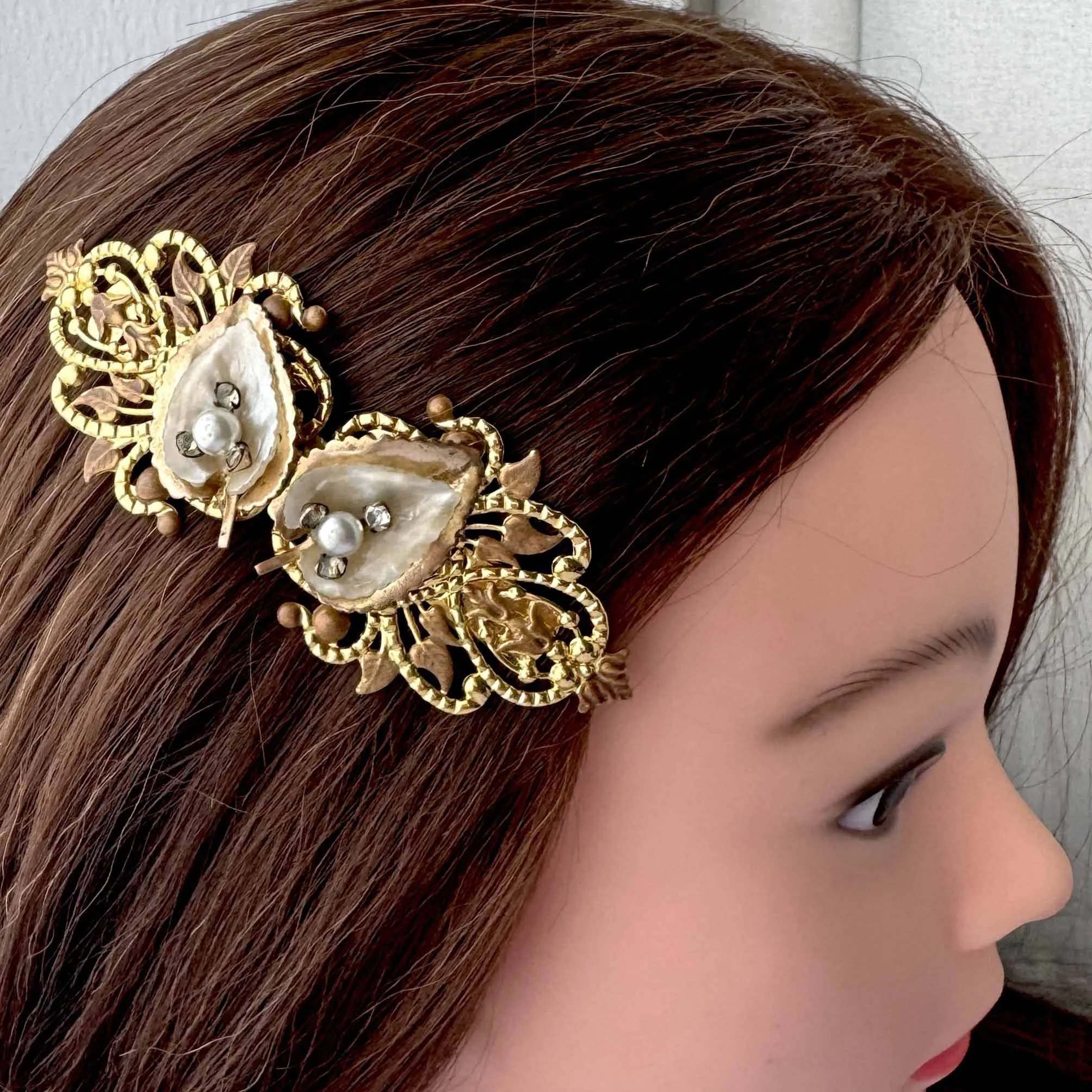 vintage gold mother of pearl and rhinestone hair clip, vintage hair accessories