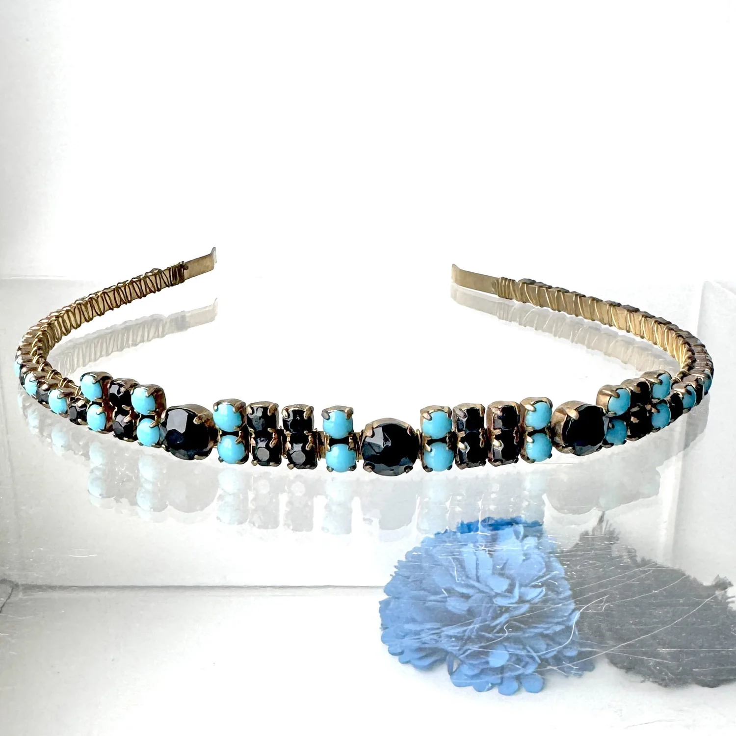 Set of 3 Vintage Headbands in Black Navy Blue and Turquoise 3 Vintage Cross Knotted Headband Set: Brown Black Khaki - Etsy main image 4