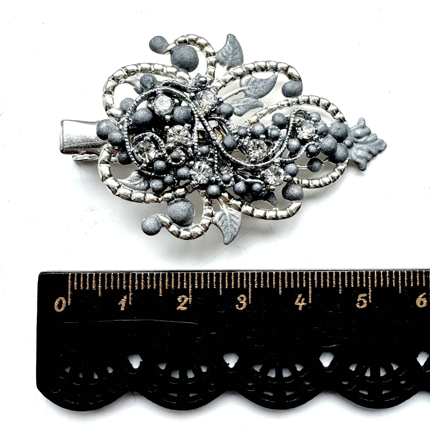 Beautiful Vintage Silver Hair Clip Vintage Costume Fashion Jewelry Hair Clip Silver Tone Leaf  main image 2