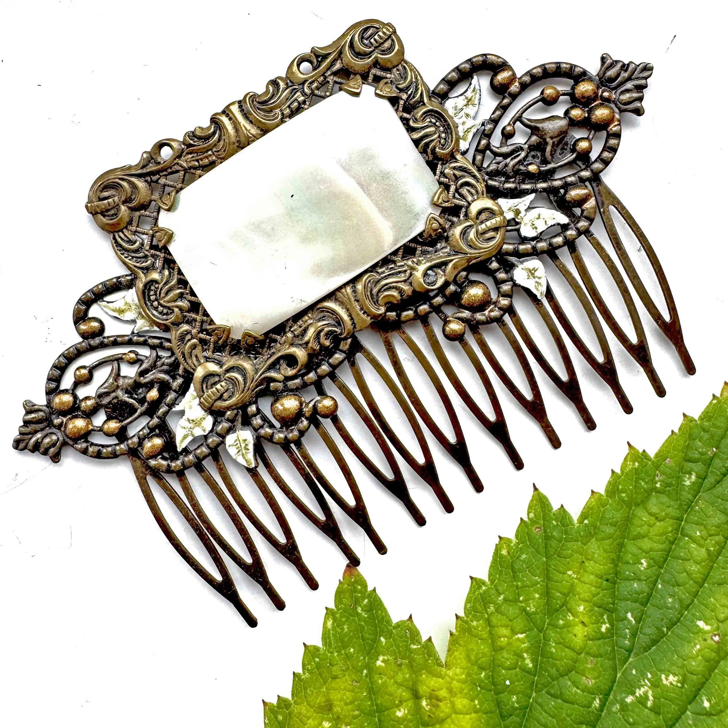 Vintage Victorian Mother of Pearl Hair Comb, vintage hair accessories
