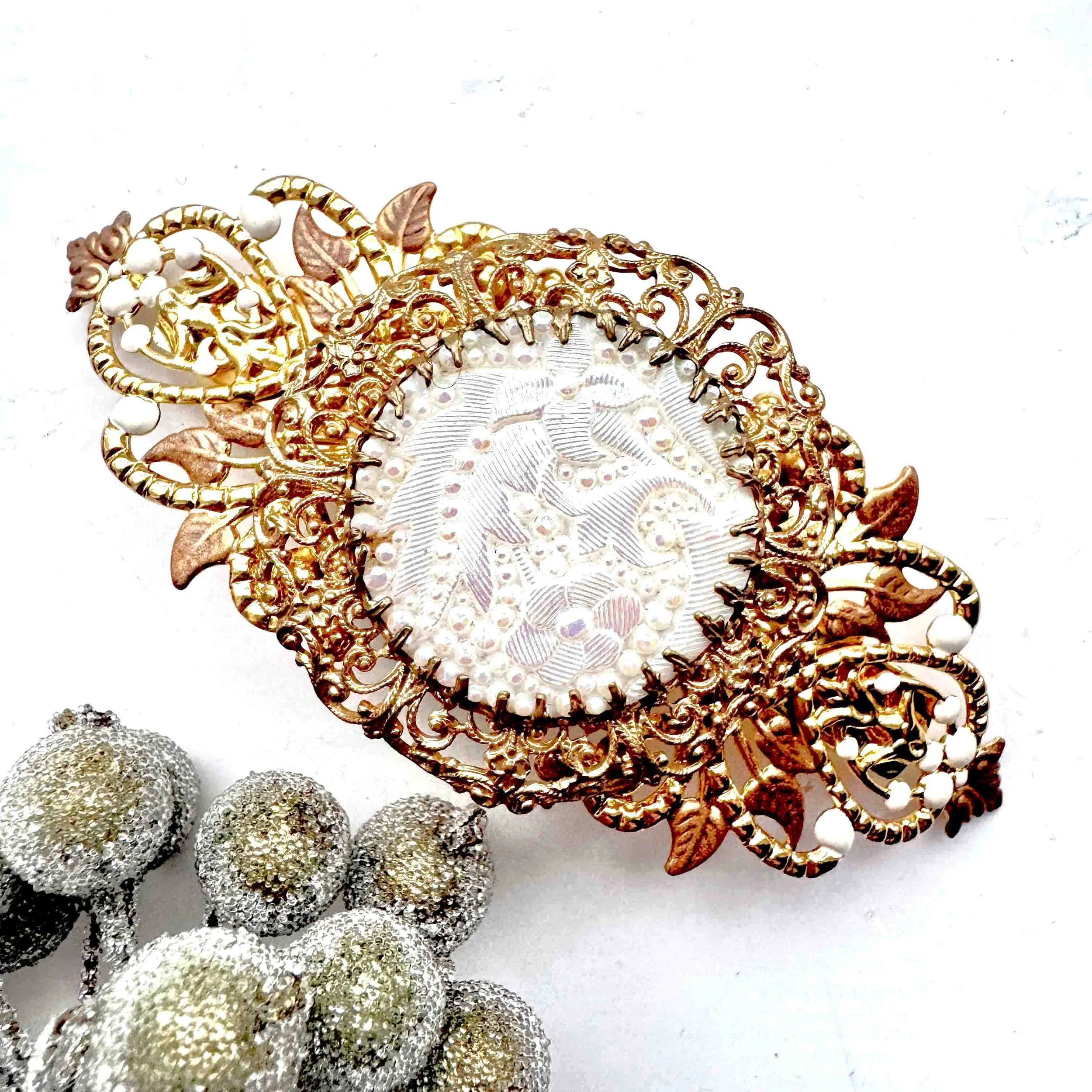 1940s vintage gold white barrette - vintage hair accessories