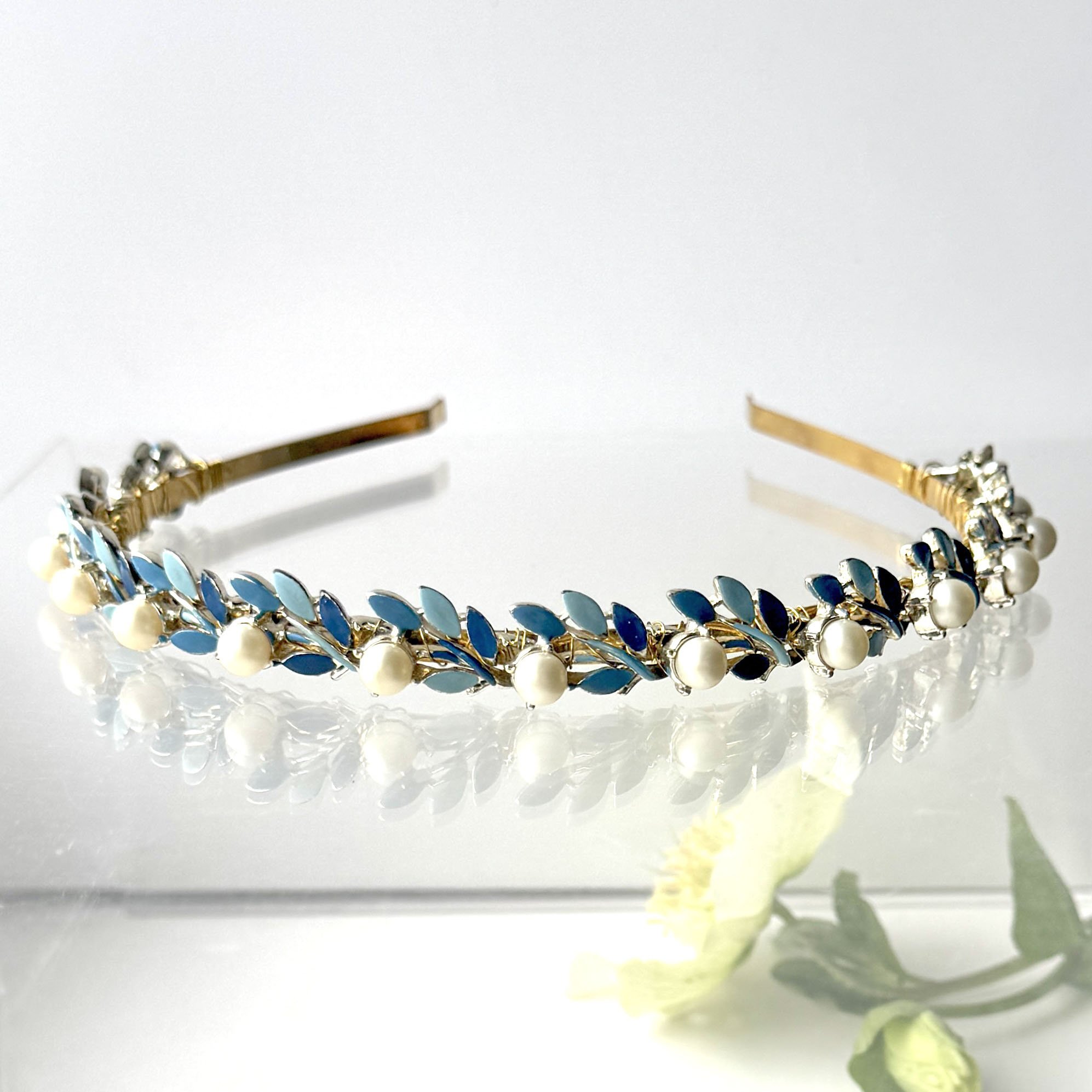 1950s vintage blue bridal hairband with pearls, vintage hair accessories