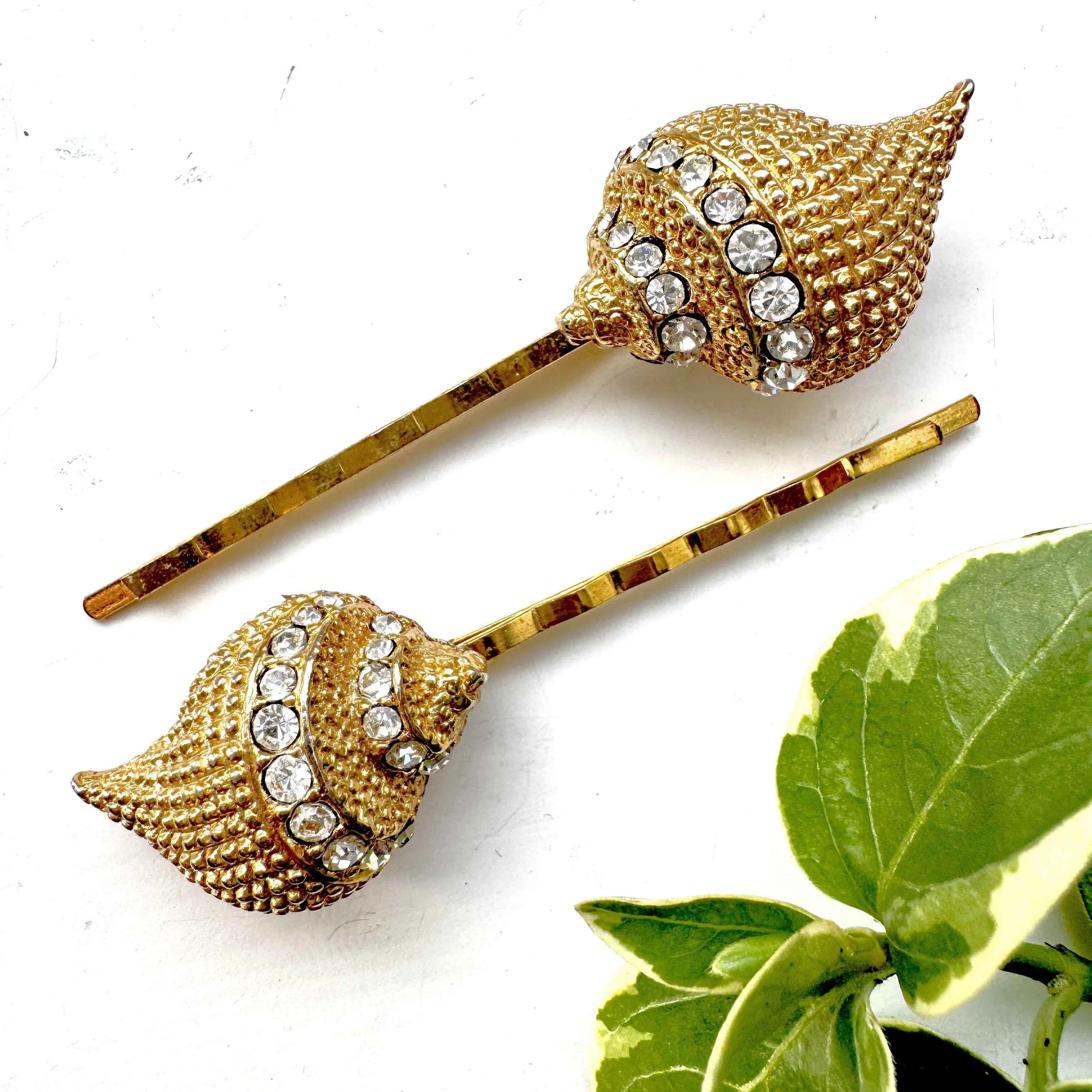 Pair Gold Rhinestone Seashell Hair Pins VA1238