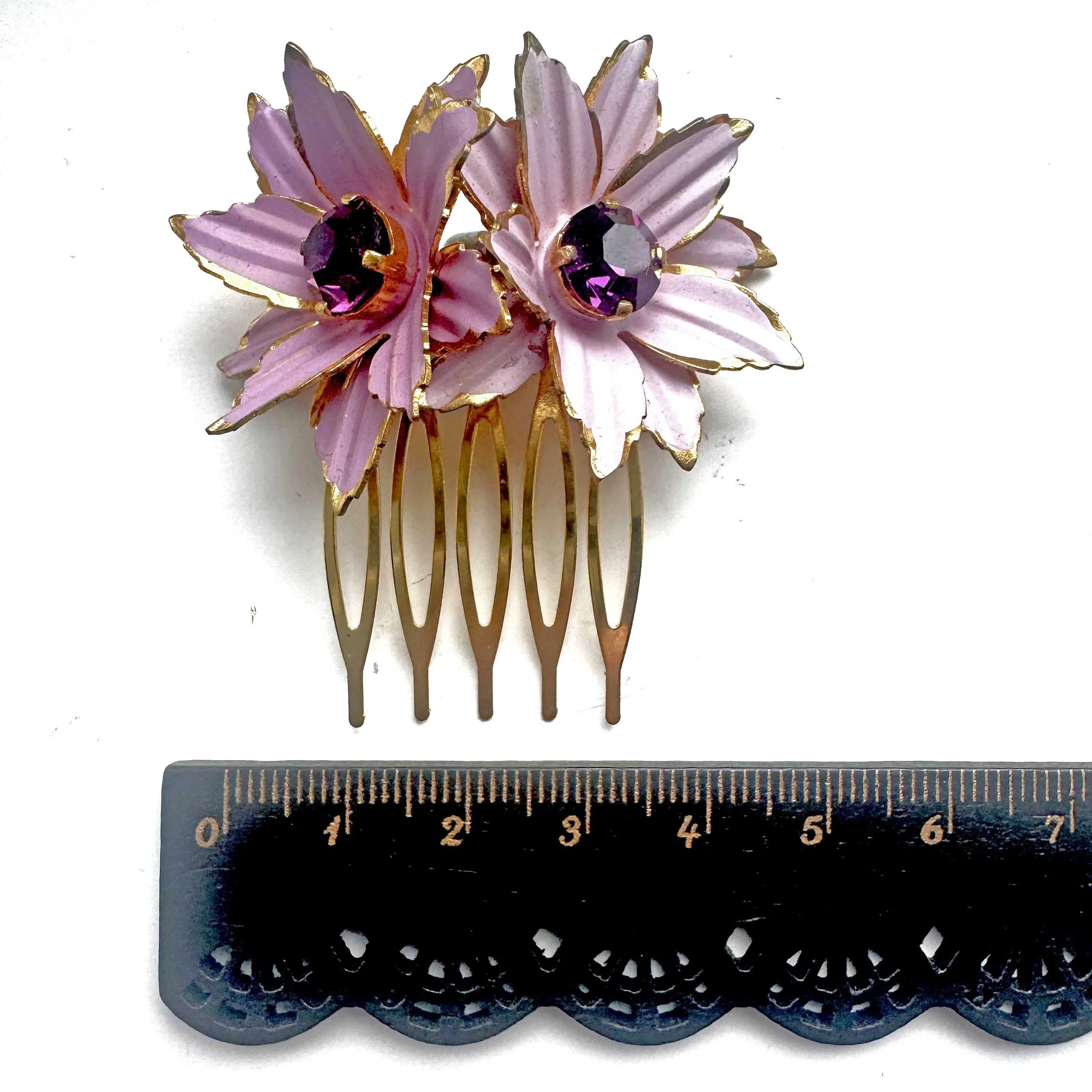 vintage gift for her - vintage purple flower hair comb, vintage hair accessories