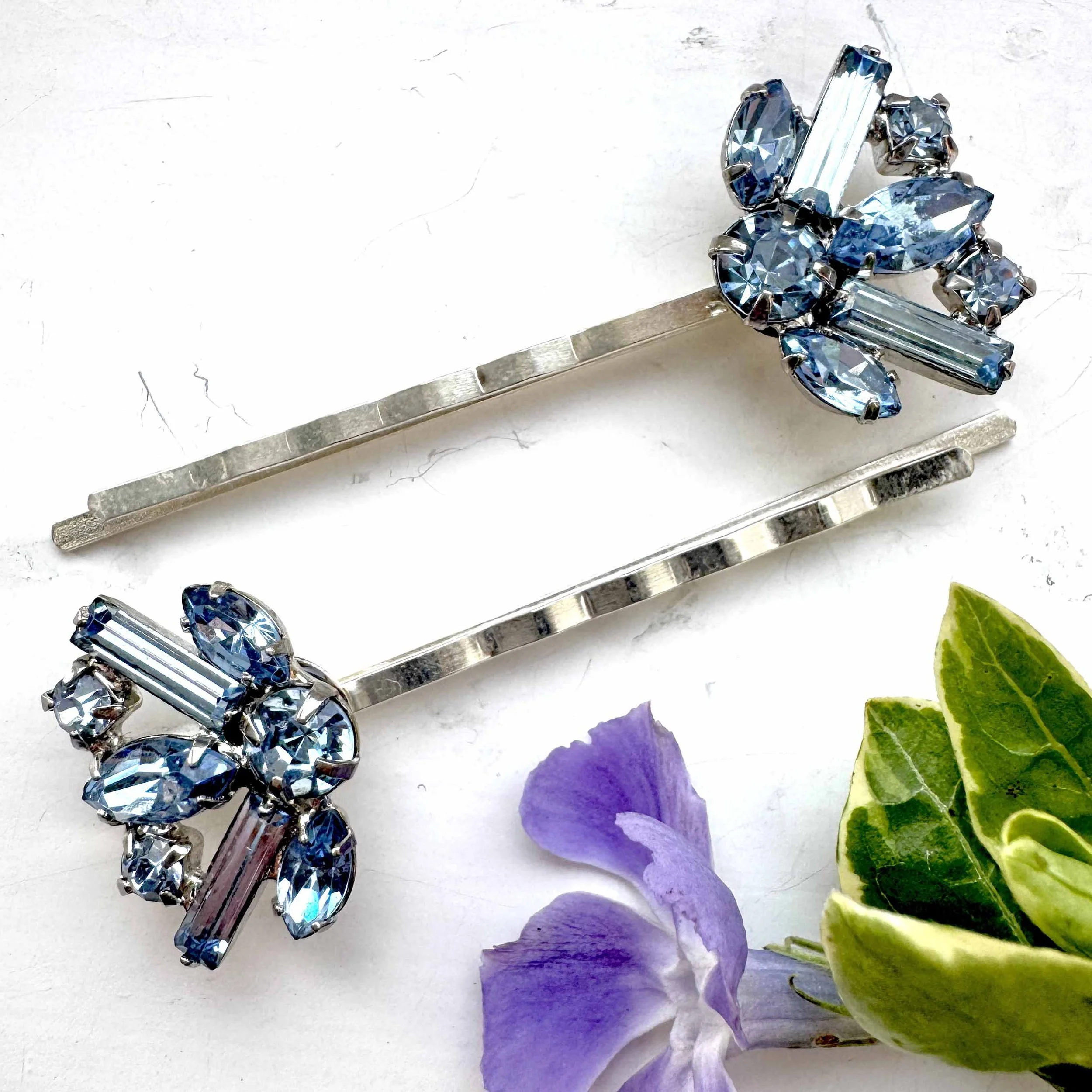 Pair Vintage Light Blue Rhinestone Hair Pins VA1251