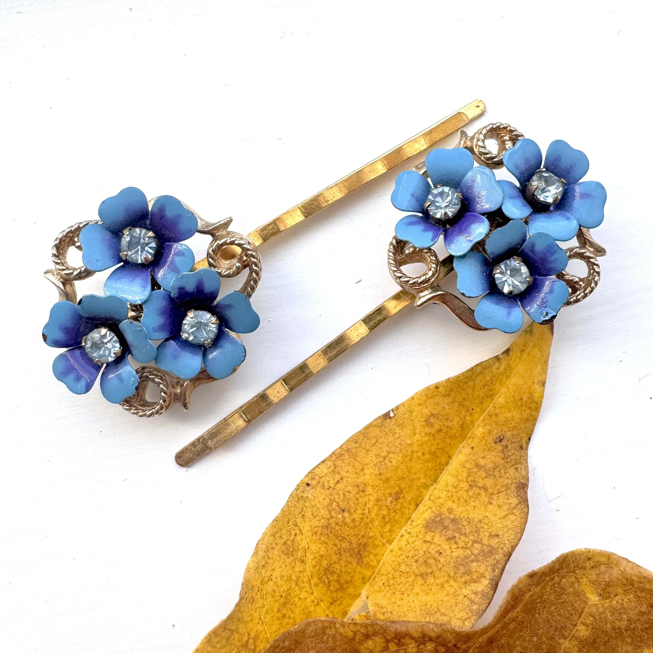 vintage blue flower hair pins, vintage hair accessories