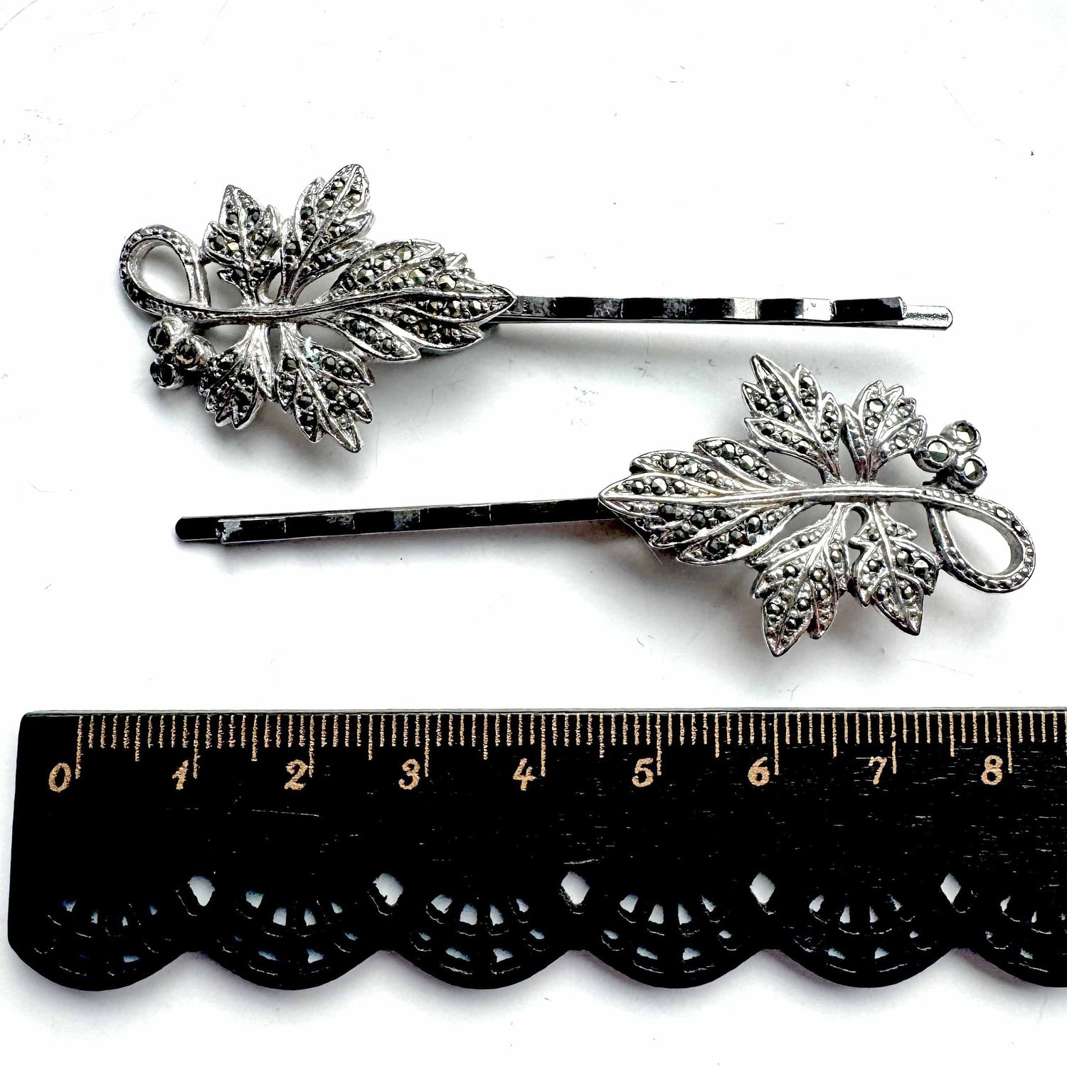 Vintage 1930s Silver Marcasite Leaf Hair Pins - Vintage Hair  display picture 3