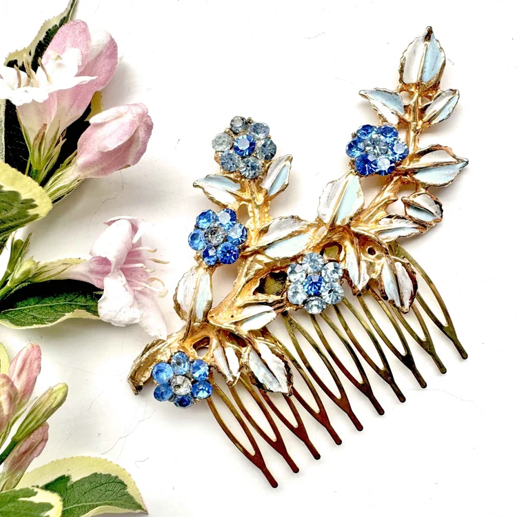 Vintage Gold Hair Lot 7 Pc Barrettes Hair Comb Rose Enamel Flower 80sRetro Vintage 1950s Gold Metal Rose Hair Comb — Vintage Hair  main image 3