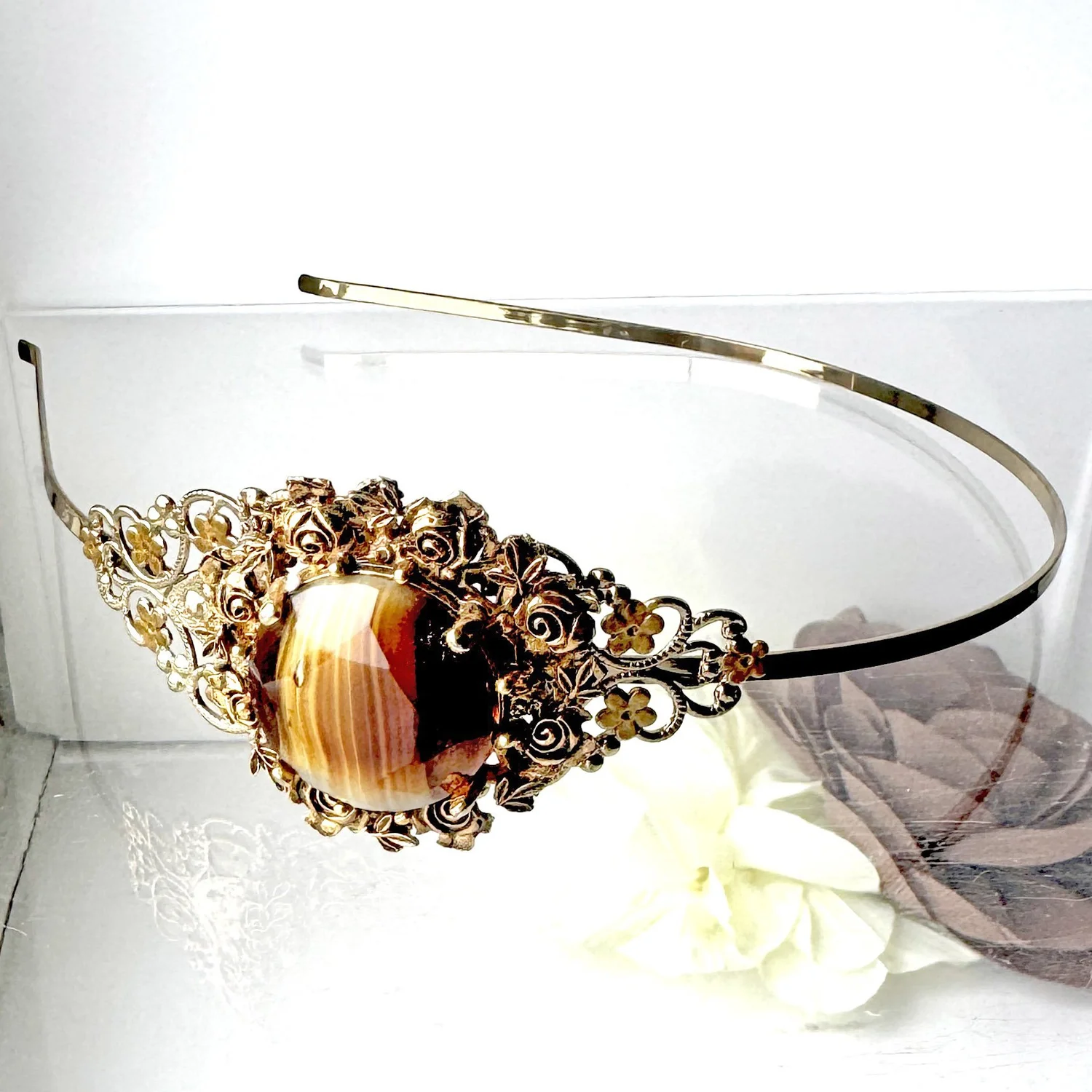 1950s Vintage Bronze Agate Jewelled Fascinator - vintage  display picture 1