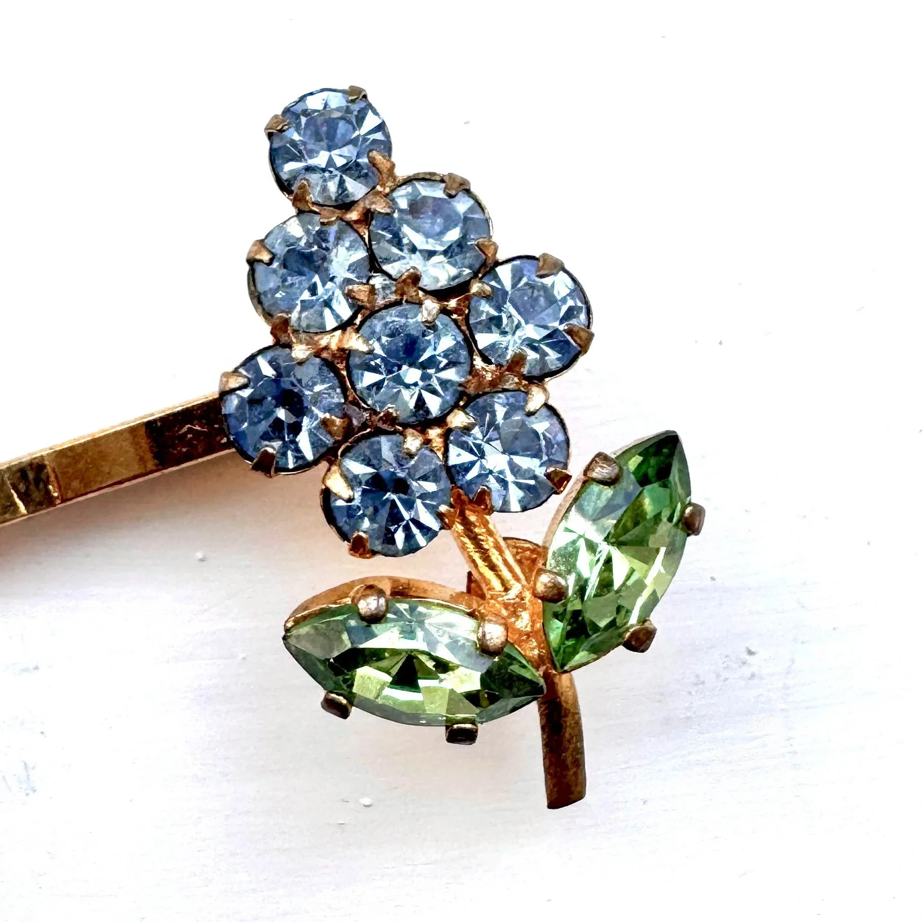vintage light blue flower hair slides, vintage hair accessories