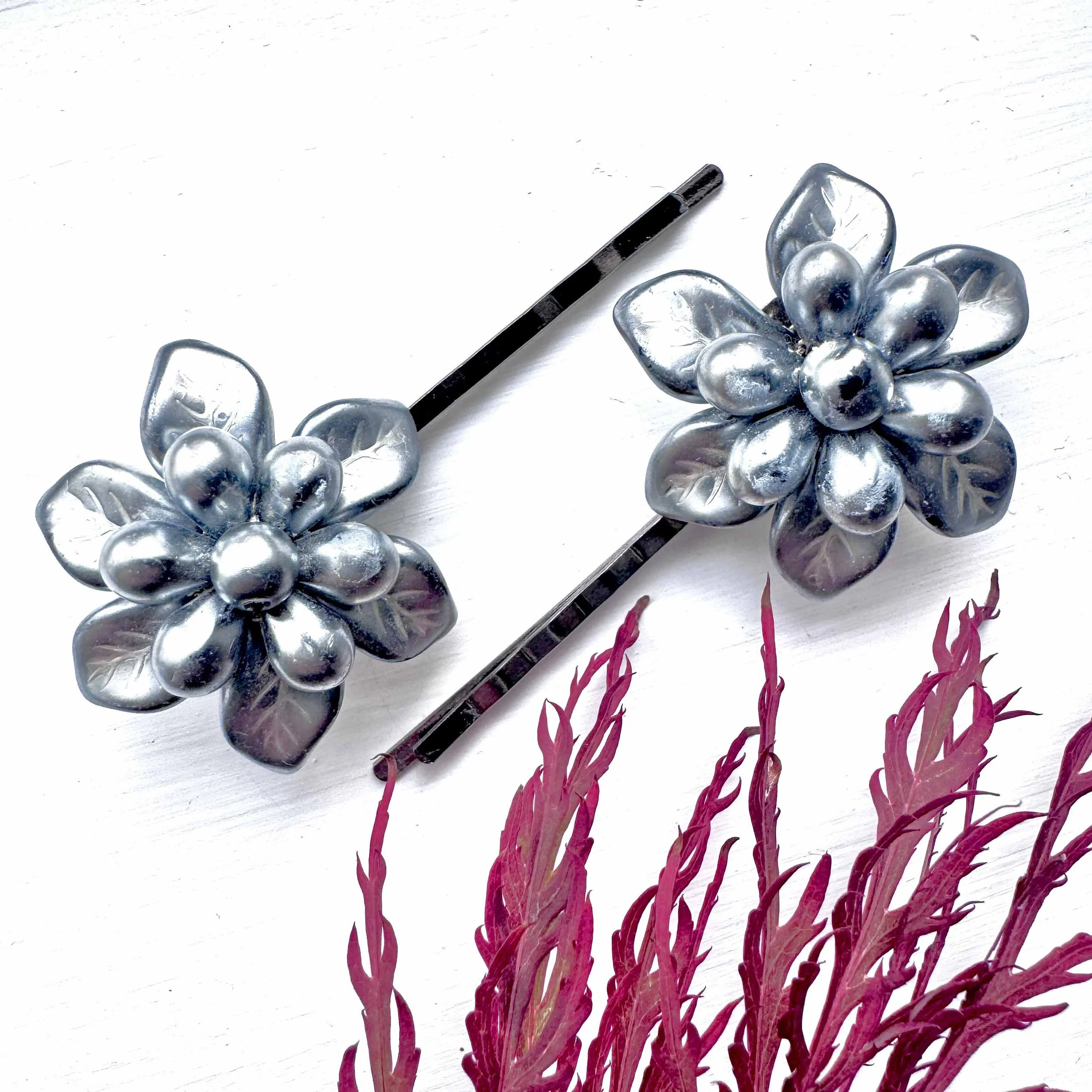 silver flower hair clips, vintage pearl hair pins, vintage hair accessories