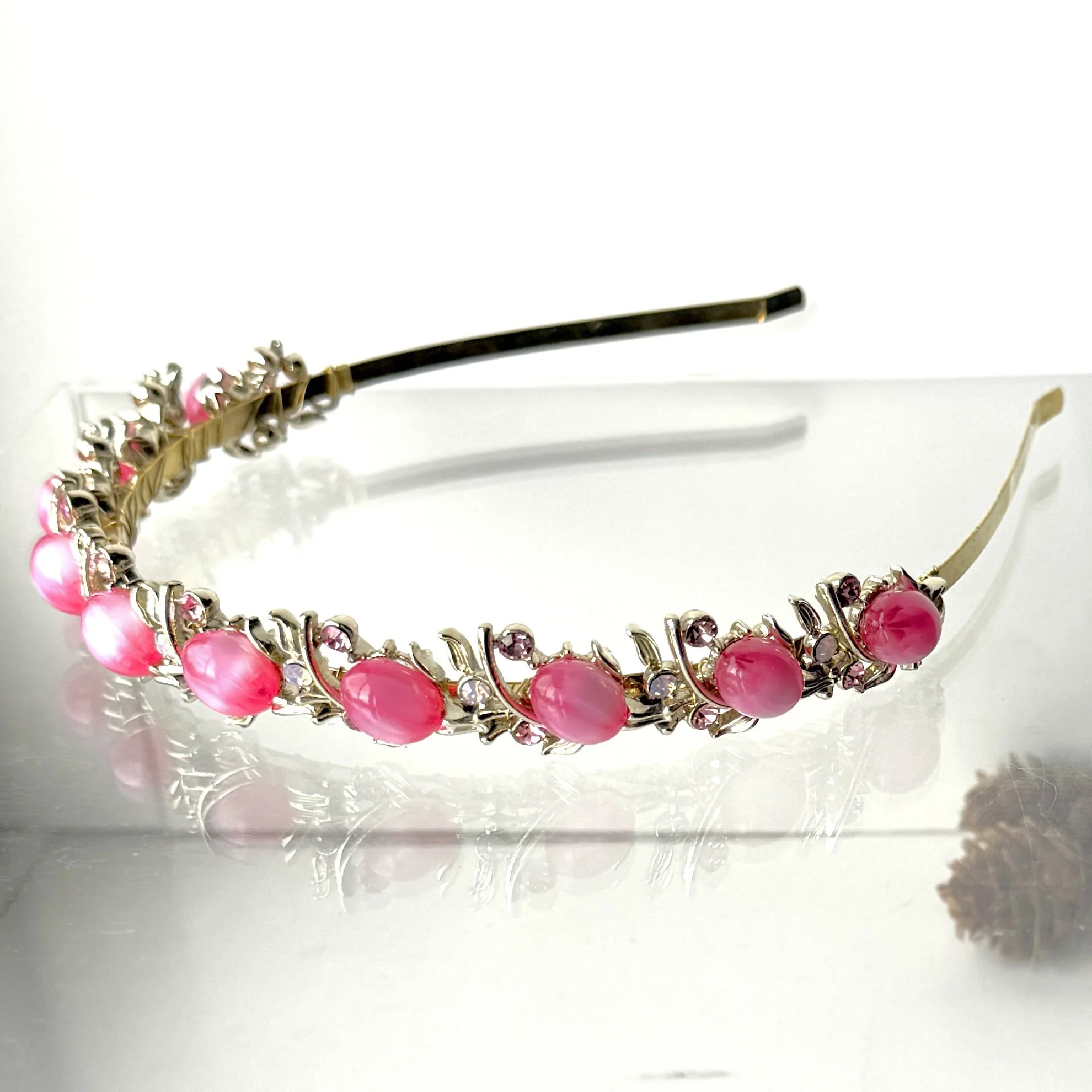 vintage 1950s hot pink jewelled headband, vintage hair accessories