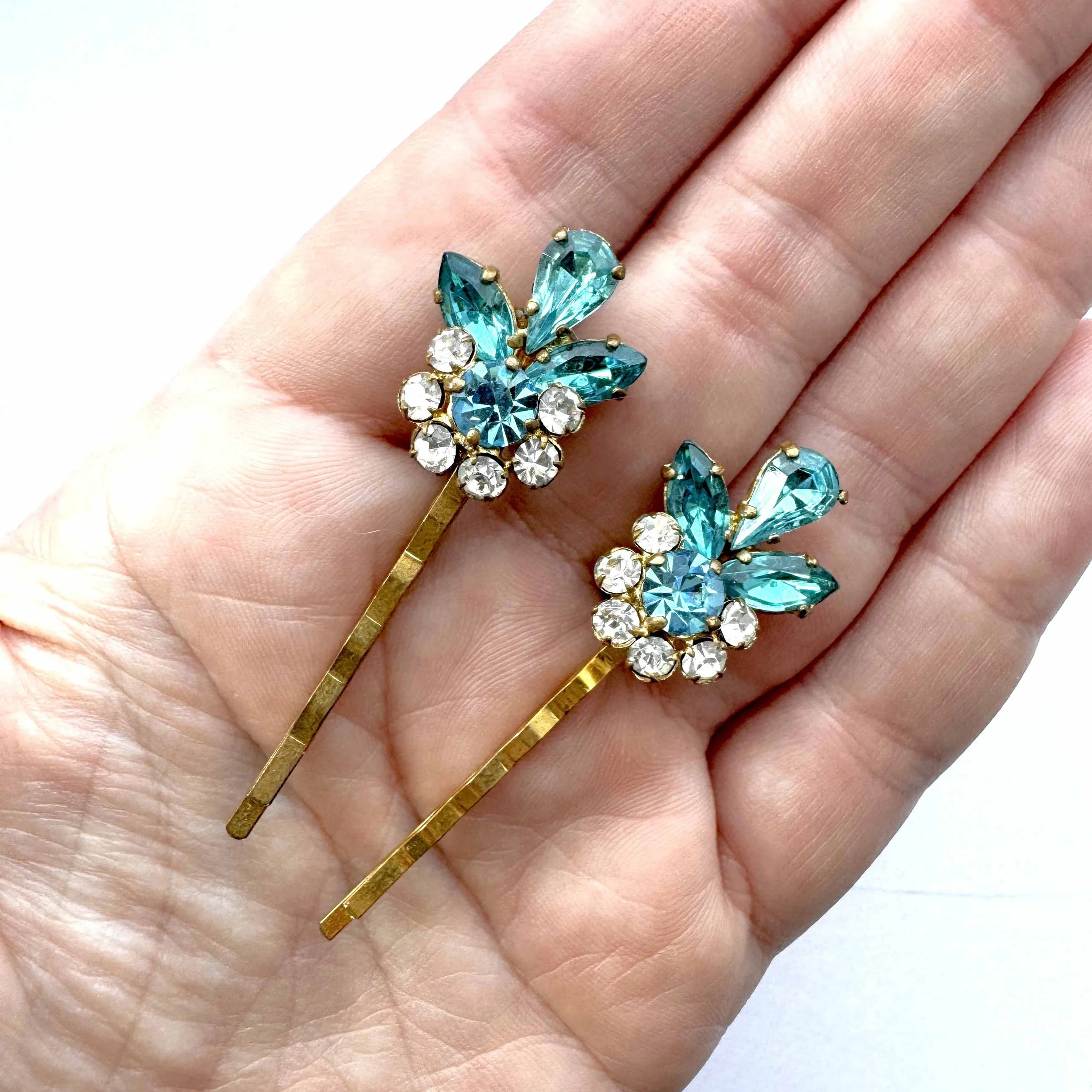 1950s vintage turquoise rhinestone flower hair slides, vintage hair accessories