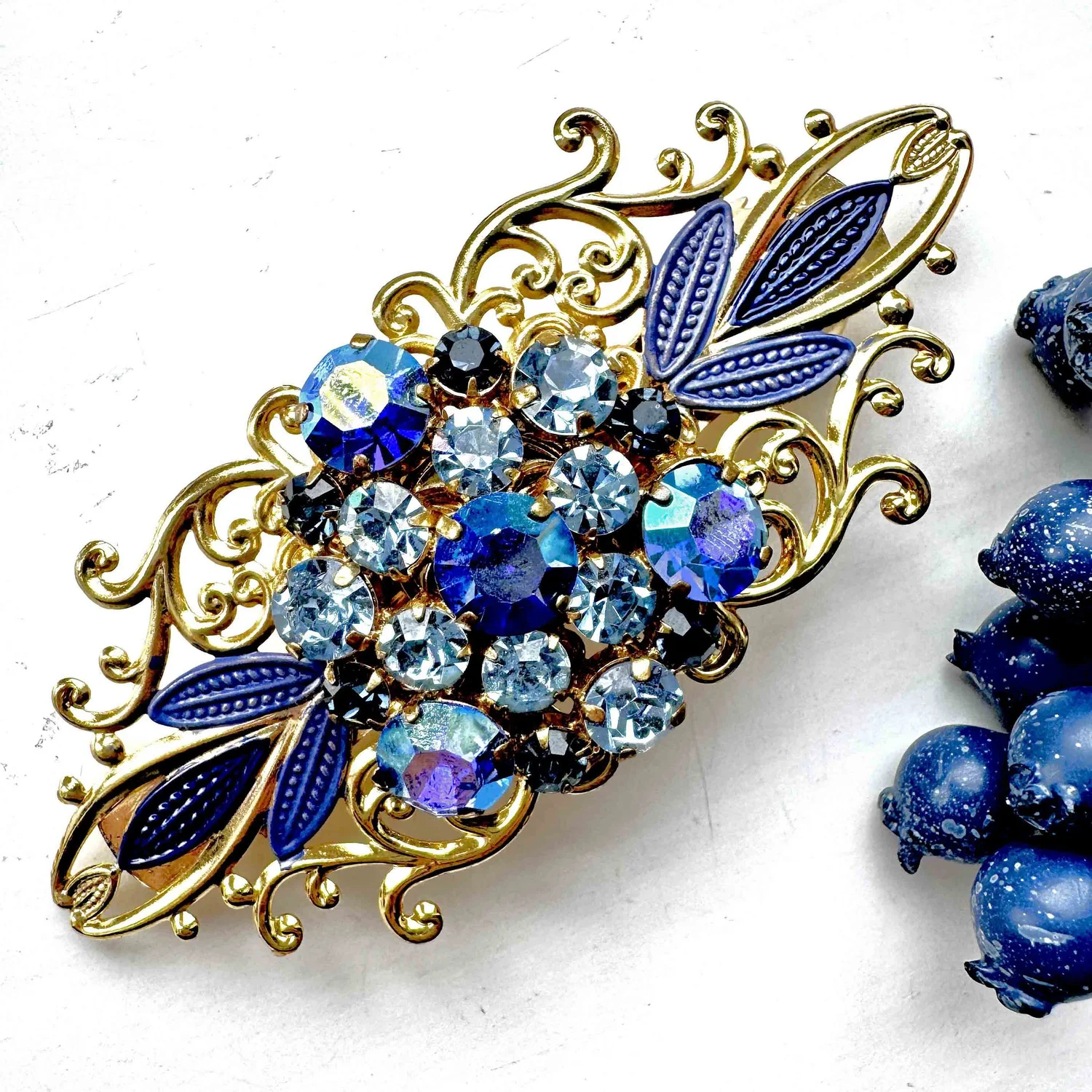Vintage 1950s Blue Jewelled Hair Barrette VA1065 — Vintage  display picture 2