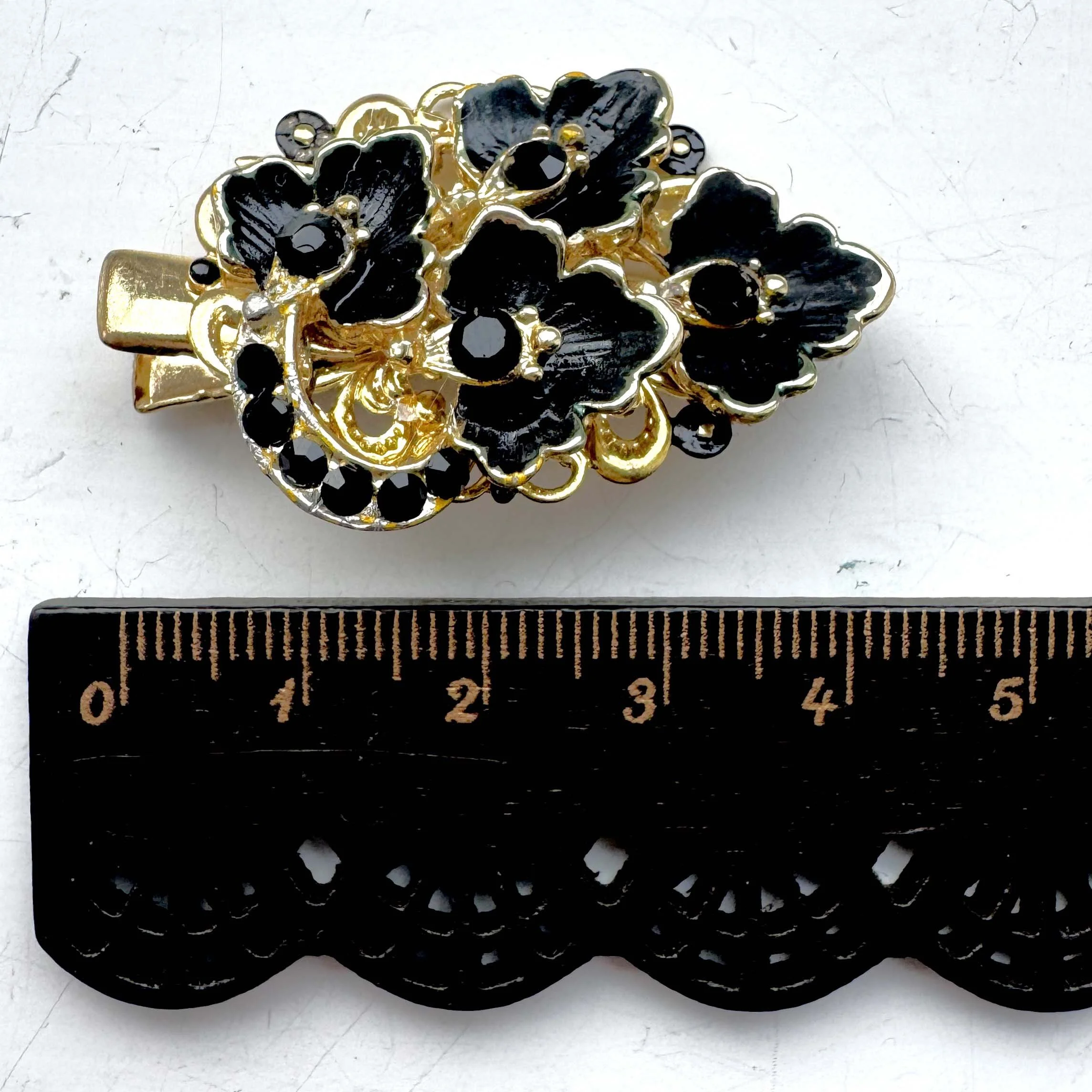 antique jewelled black leaf hair clip, vintage hair accessories