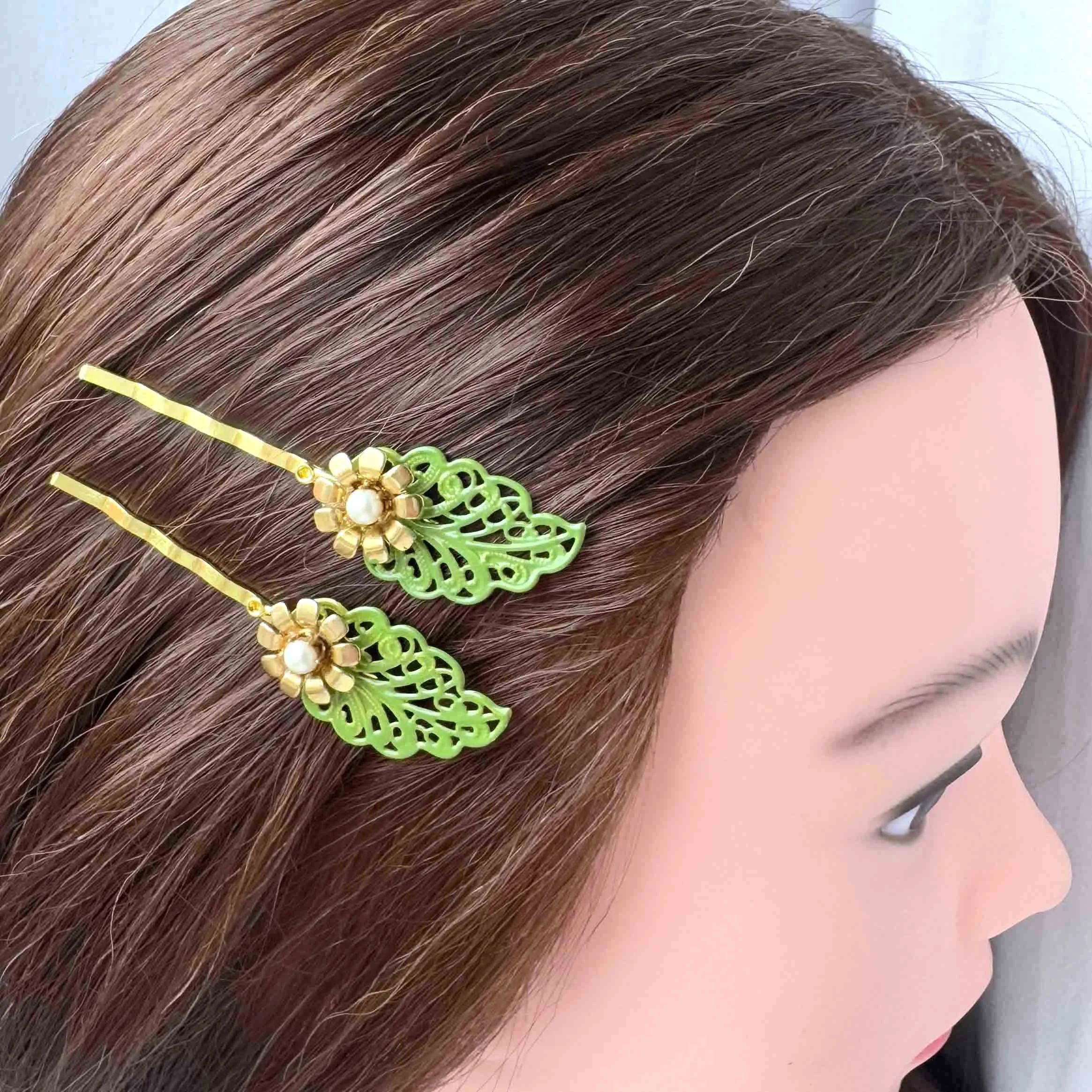 1950s vintage green pearl flower hair clips - vintage hair accessories