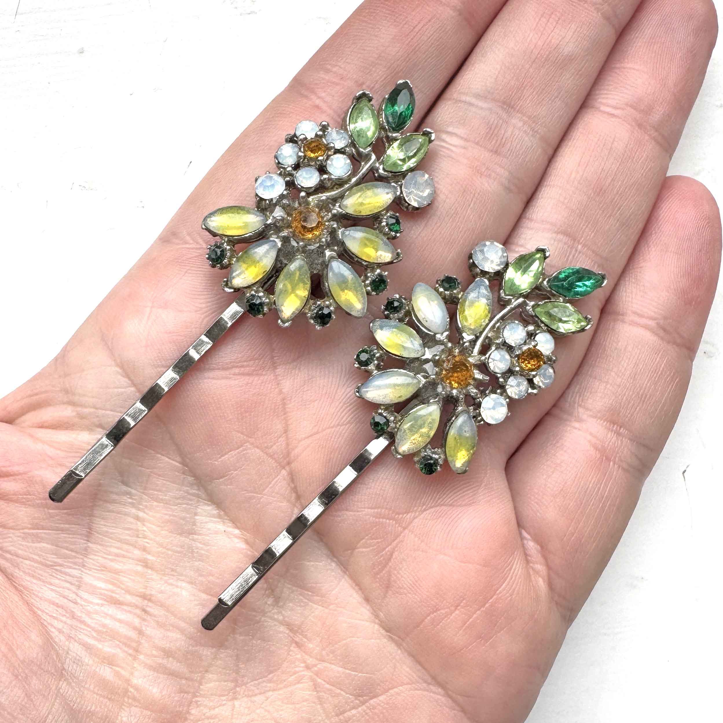 1940s vintage yellow flower hair slides, vintage hair slides, vintage hair accessories