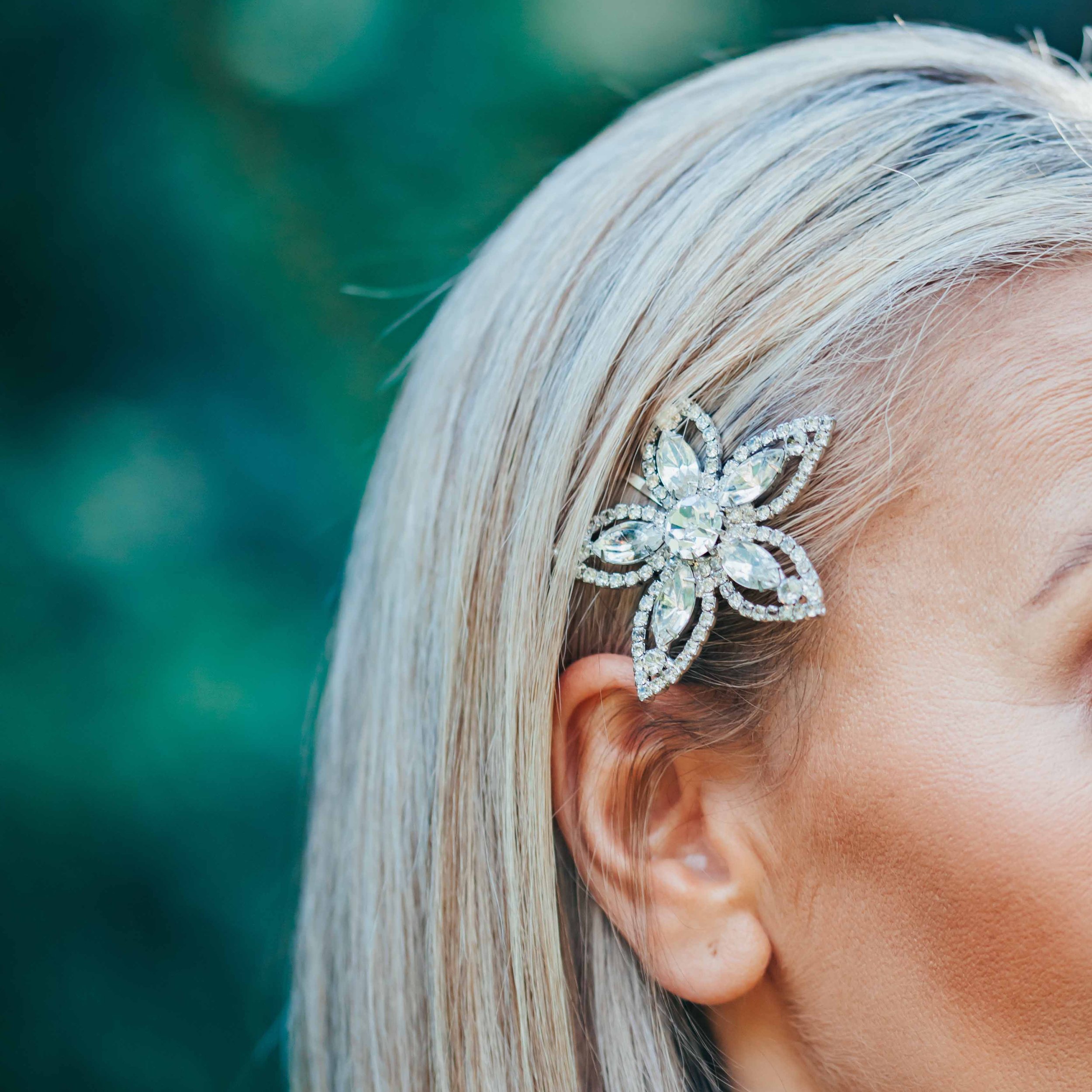 rhinestone flower hair pins, vintage jewelled hair clips, vintage hair accessories