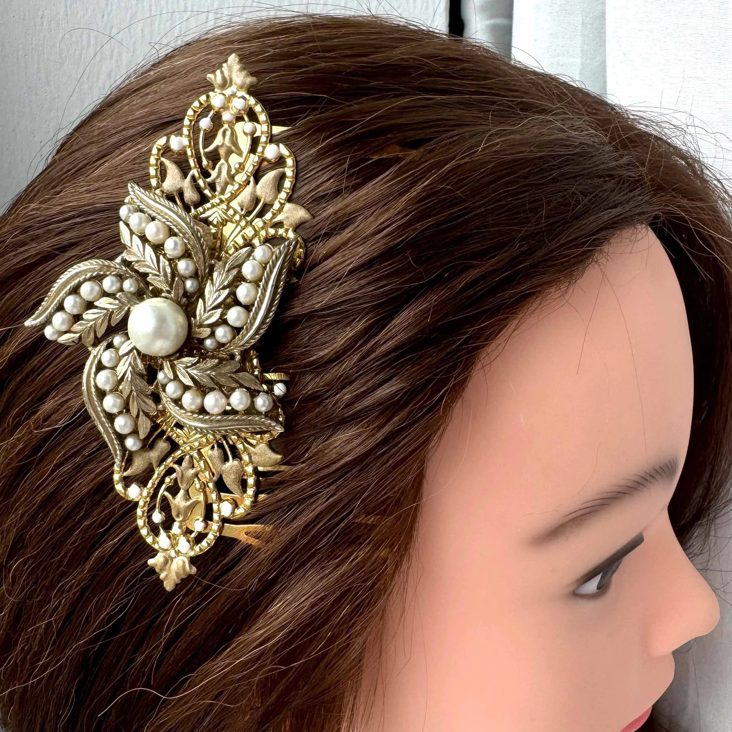 Large Vintage Honey And Gold Color Hair Comb with Pearls Violeta crystal and pearl gold hair comb – Lola and Alice main image 2