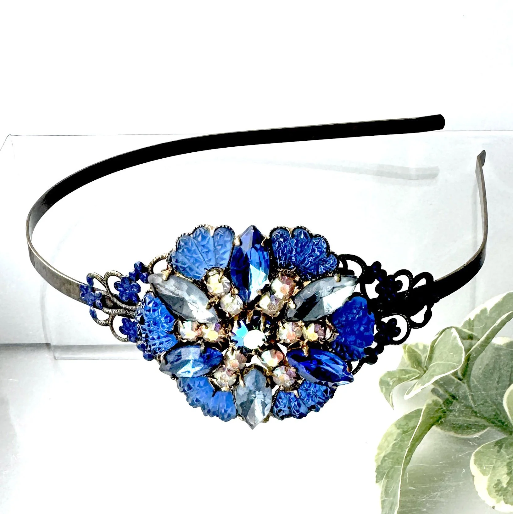1930s vintage blue jewelled flower fascinator, vintage hair accessories
