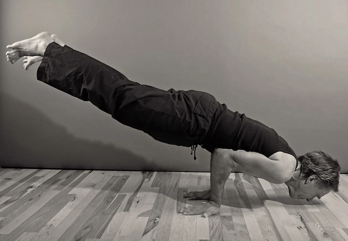 pose 3a.jpg