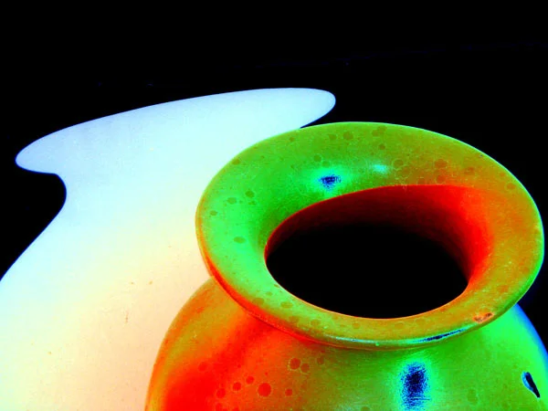 shadow_play-encanto_pot.jpg