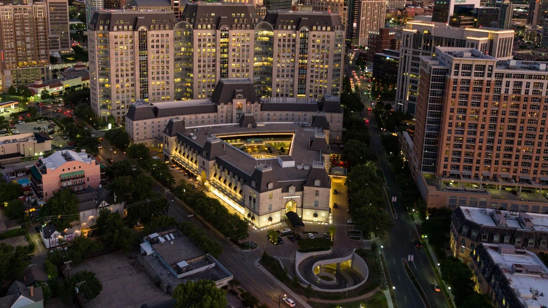 Hotel Crescent Court